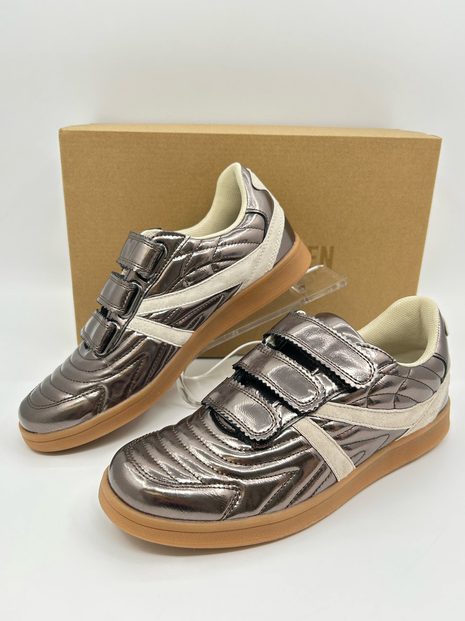 STEVE MADDEN Size 7M Pewter Women Sneakers
