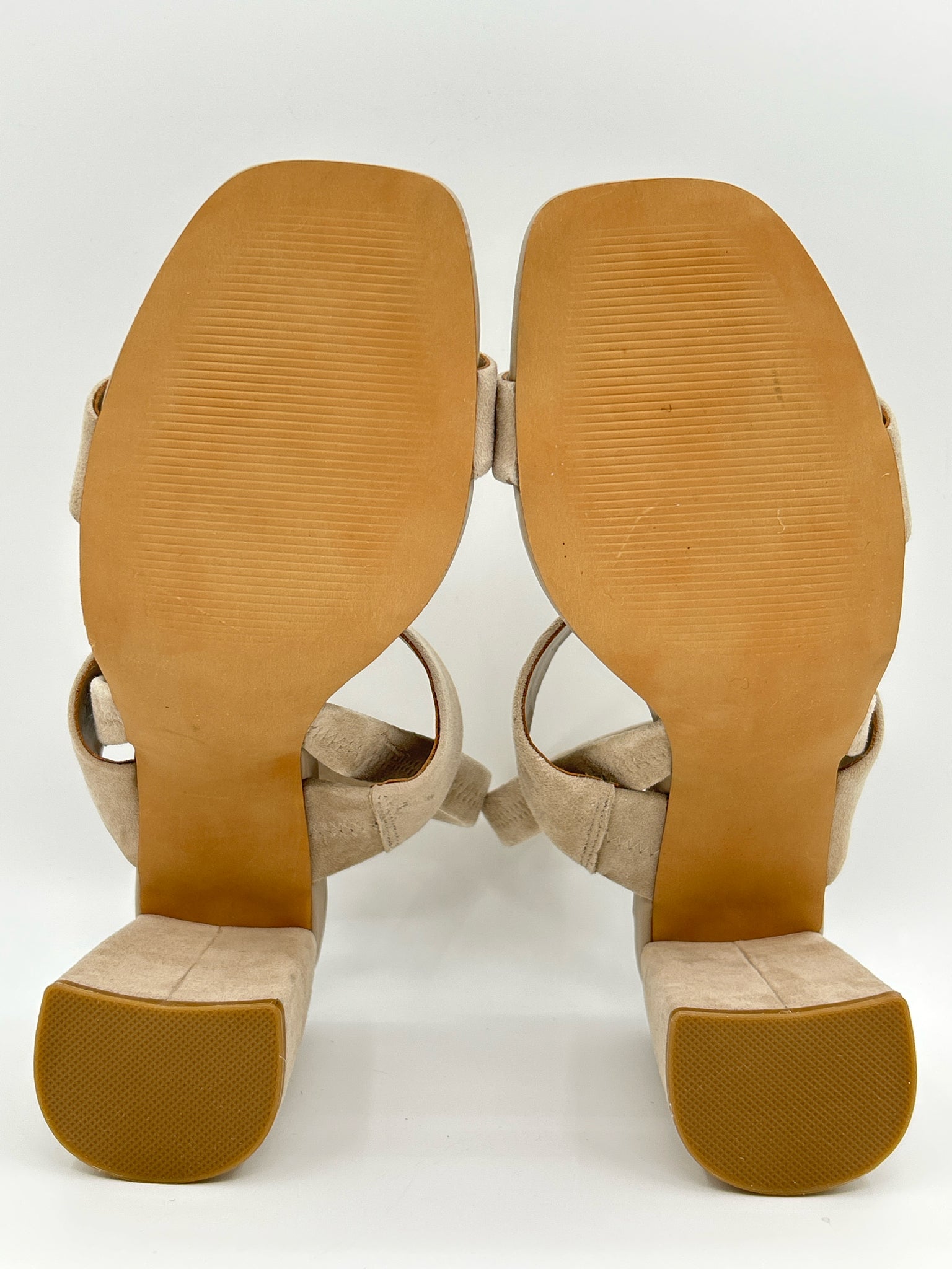 STEVE MADDEN Size 10M SAND Women Sandal