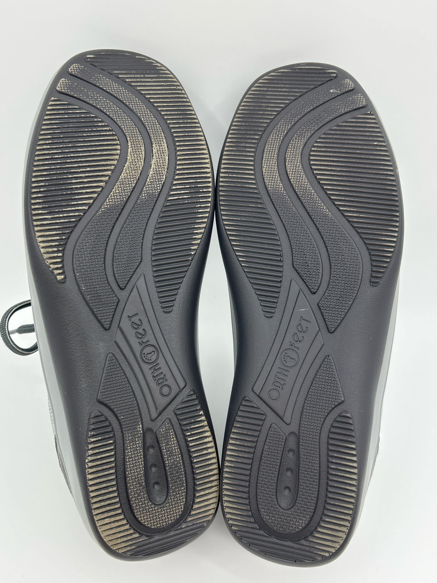 ORTHOFEET Size 8B Grey Women Sneakers