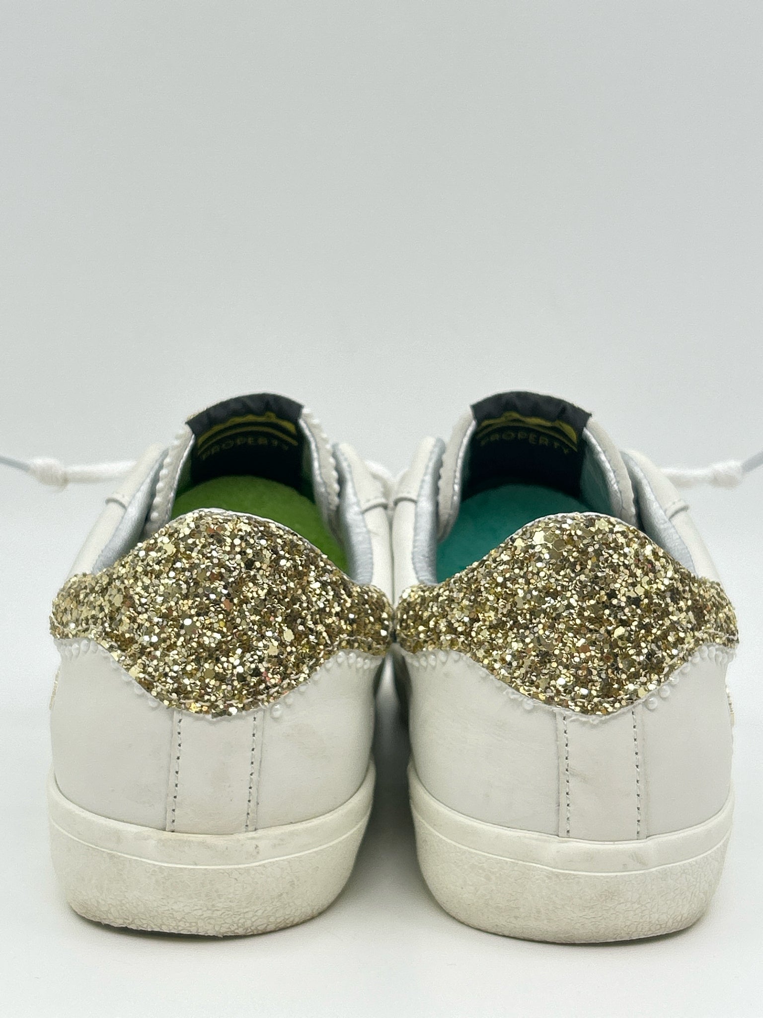 VINTAGE HAVANA Size 8 White Women Sneakers