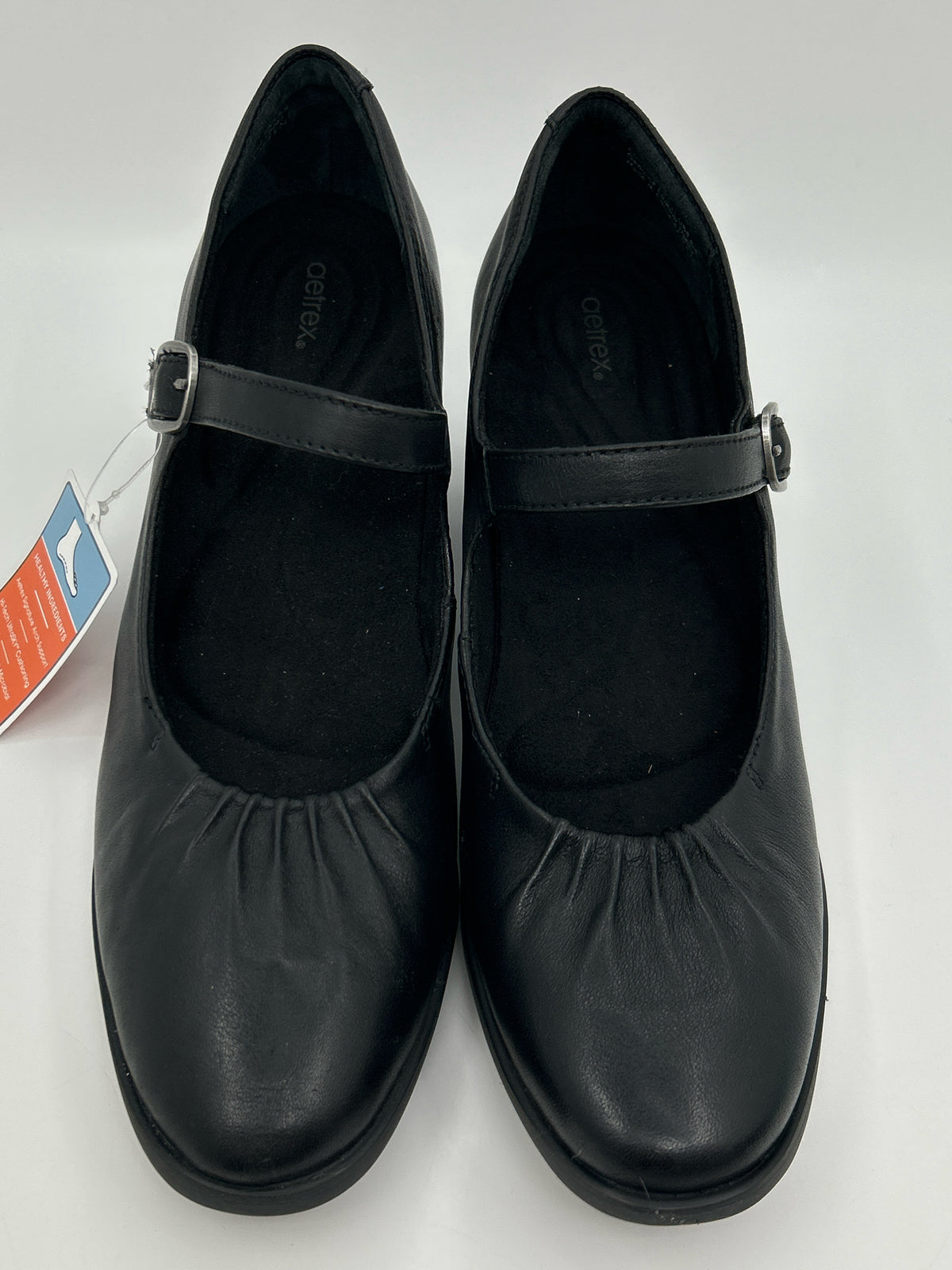 AETREX NIB Size 10.5/11 Black Women Pumps