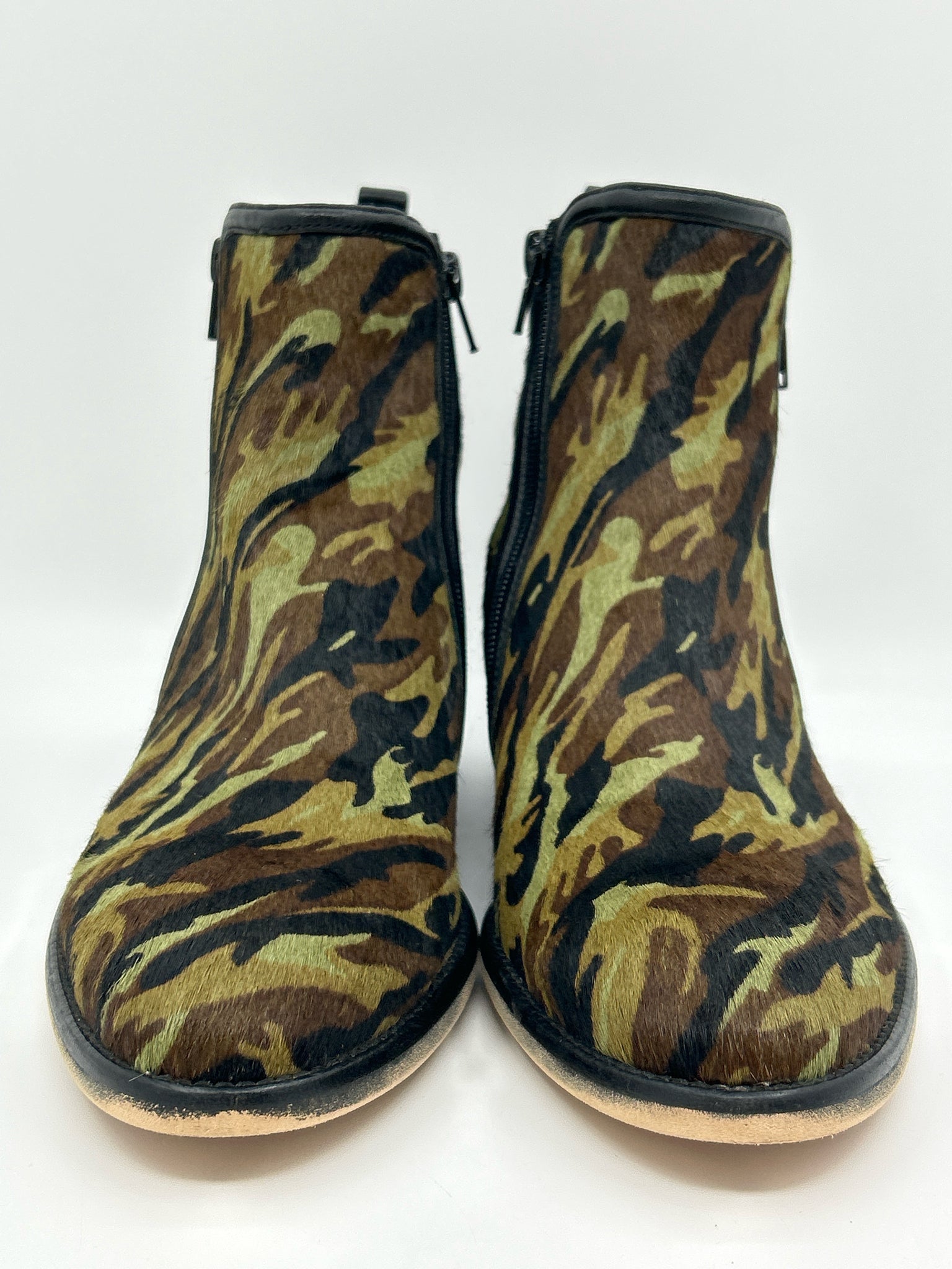 VANELI Size 9M Green Camo Women Boots