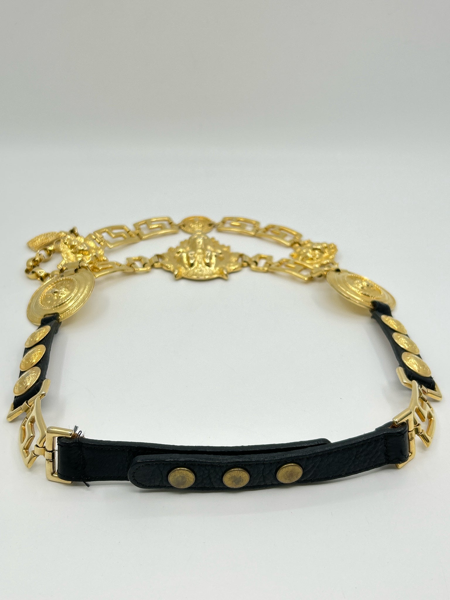 STREETS AHEAD BLACK AND GOLD Size XS/S Belt