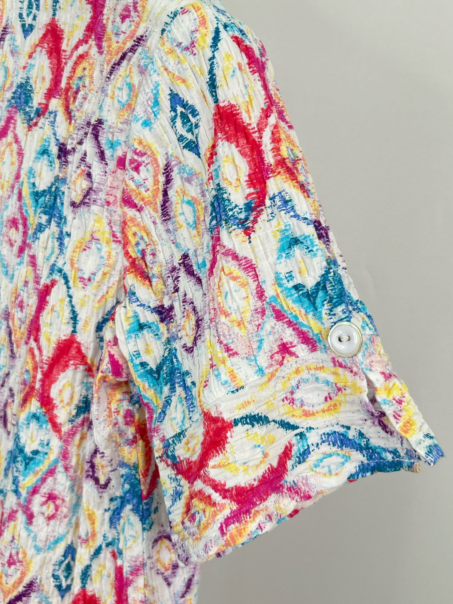 HABITAT Size S White and PINK Women Shirt