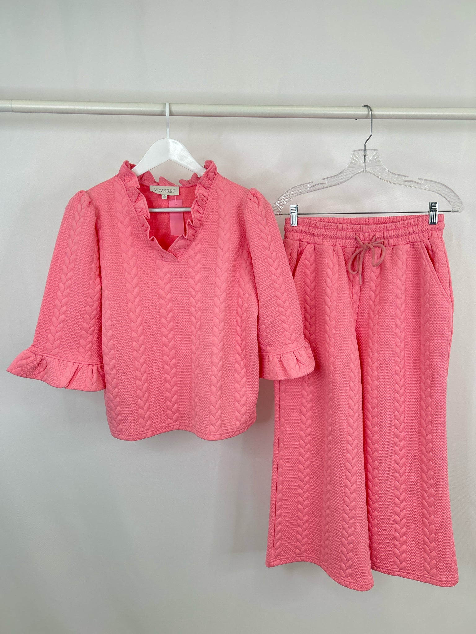 VEVERET Size S Pink Women 2-Piece w/pants
