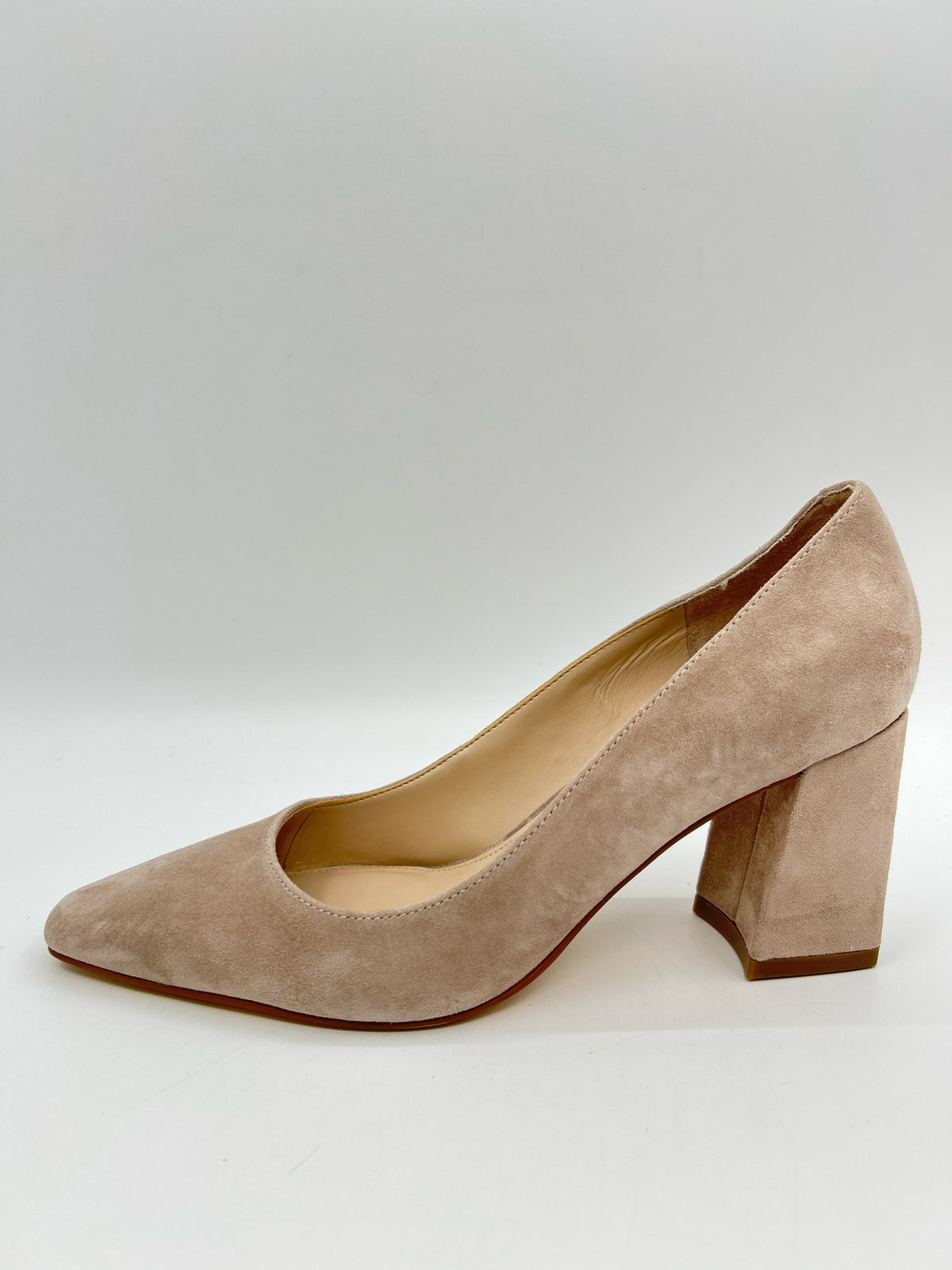 MARC FISHER Size 6.5M Natural Women Pumps