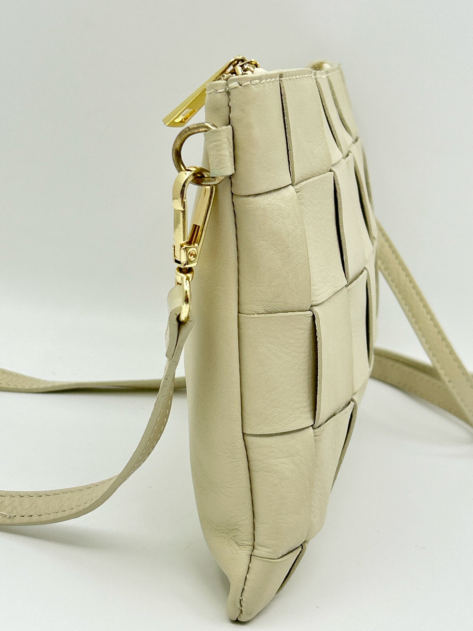 ANNA PAOLA Ivory Women Purse