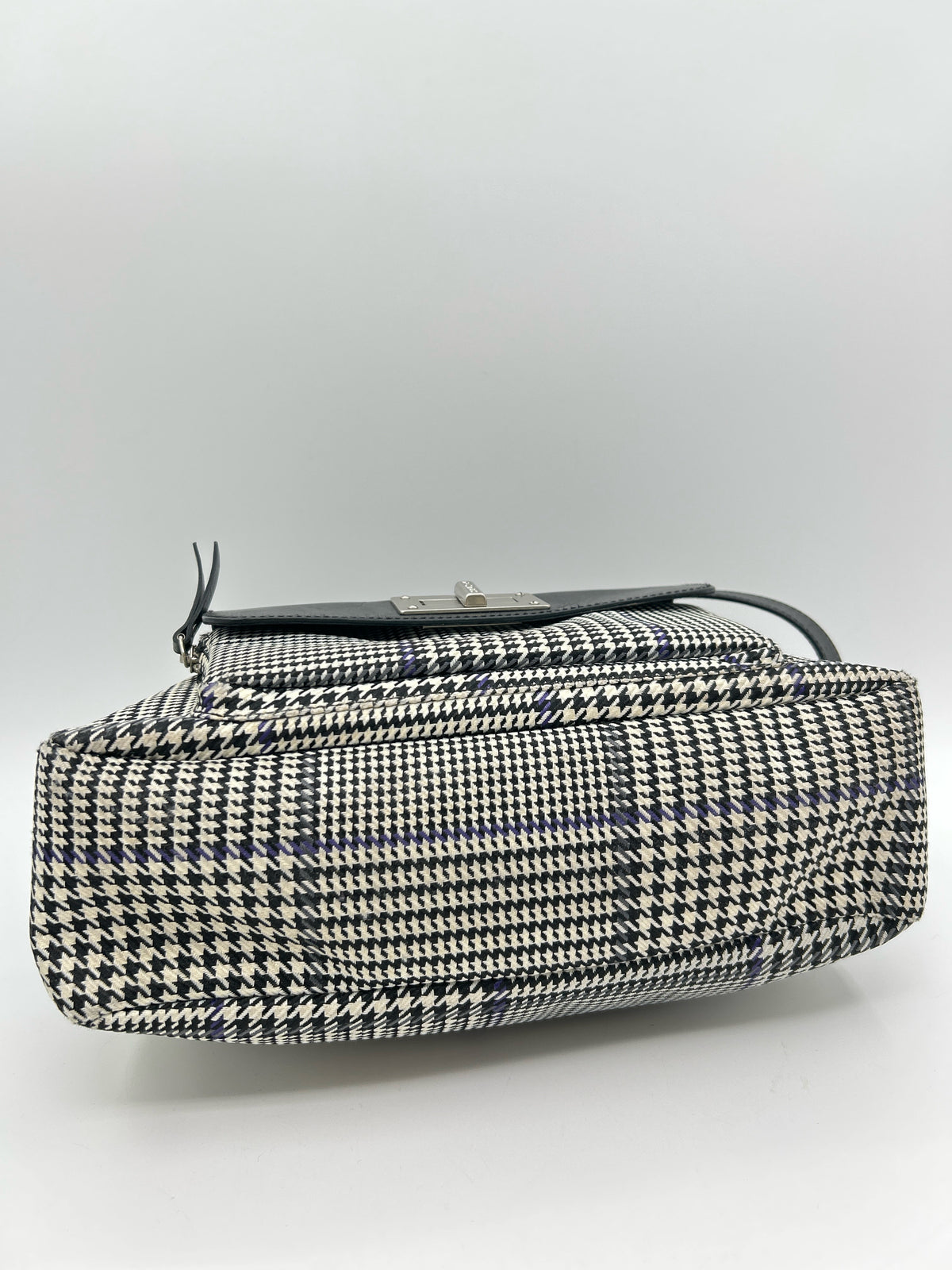 Lauren Ralph Lauren Black and White Women Purse