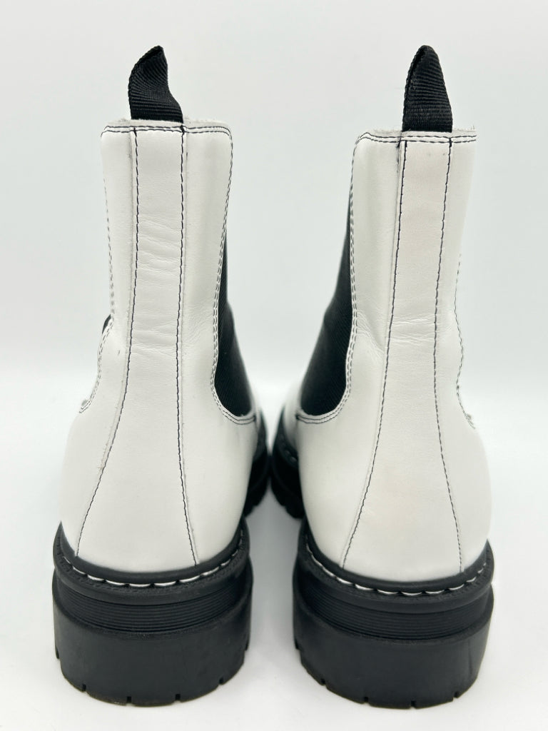 MARC FISHER Women Size 9M White Booties