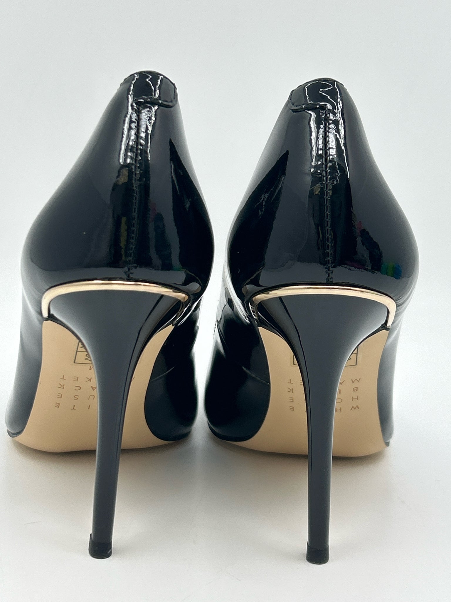 White House Black Market Size 6.5M Black Women Pumps