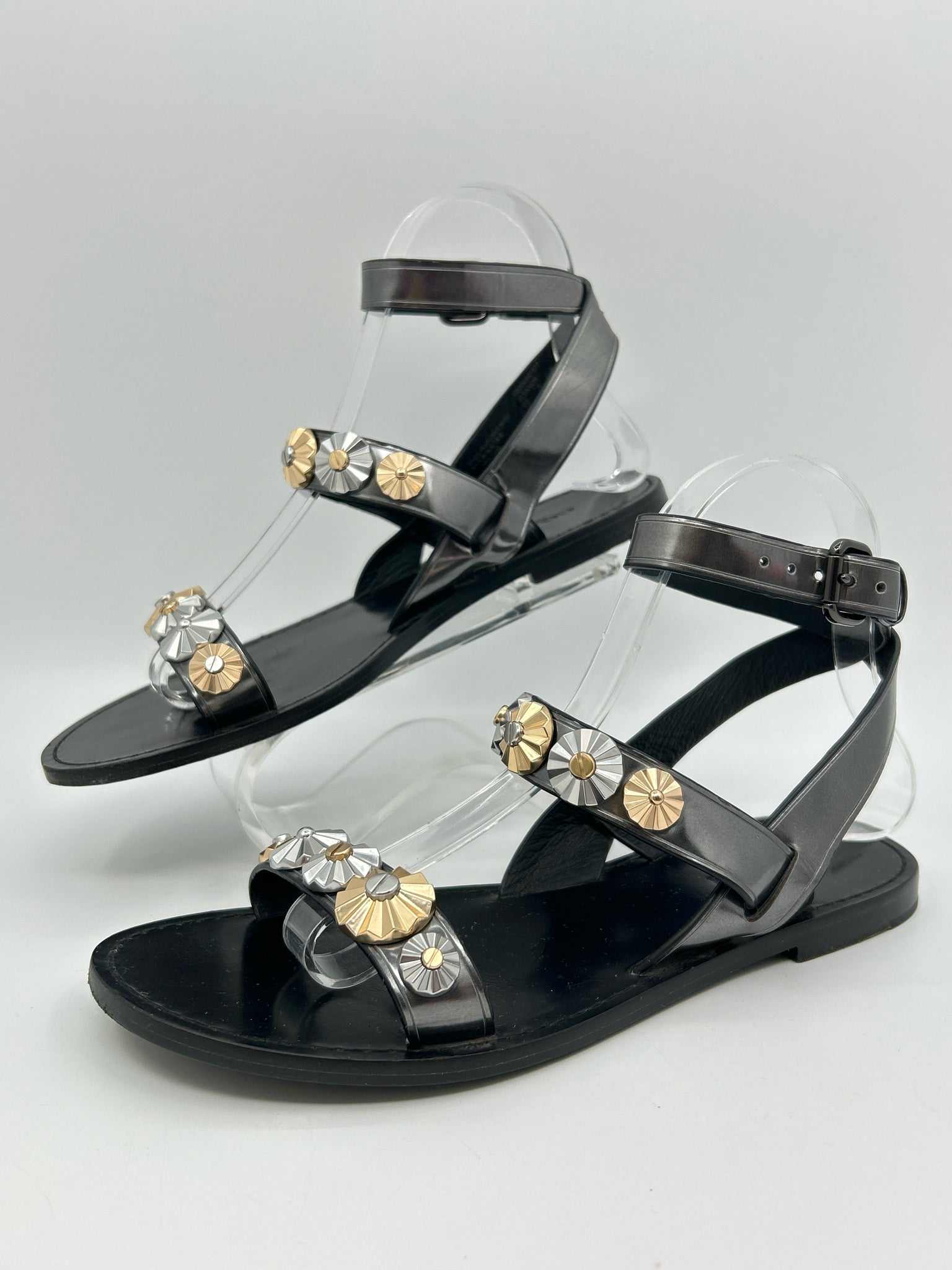 Coach Size 7B Silver Metallic Women Sandal
