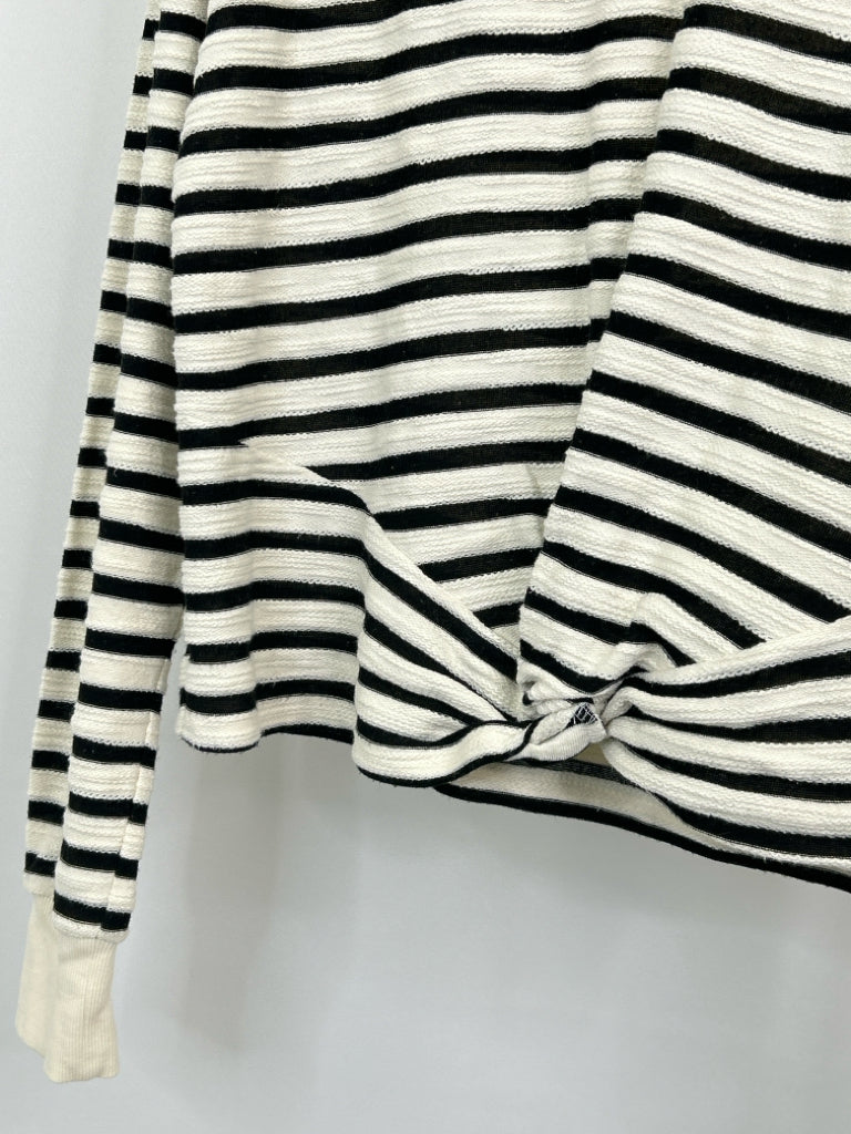 EVEREVE Women Size S White and black Top