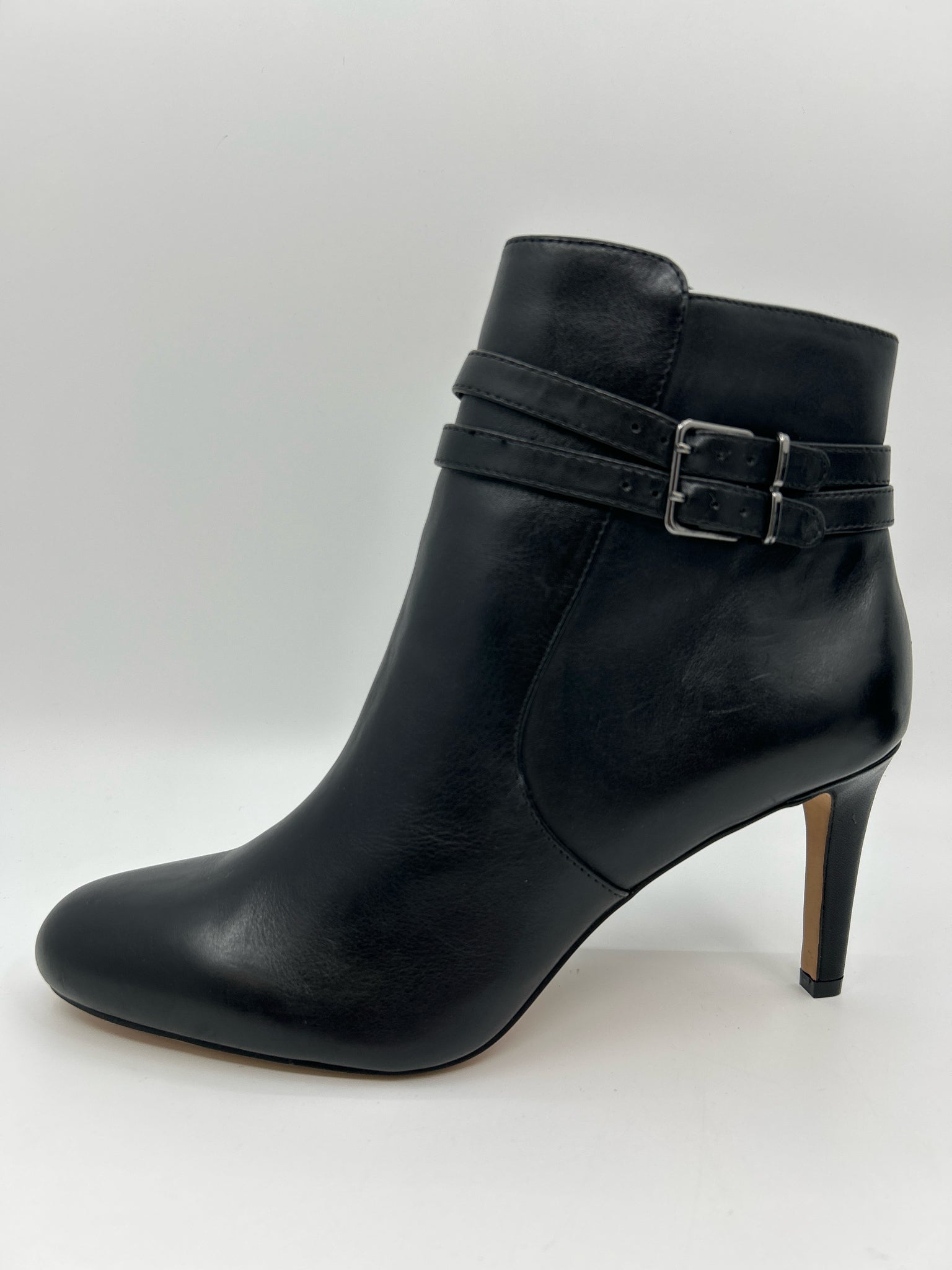 VINCE CAMUTO Size 11M Black Women Booties