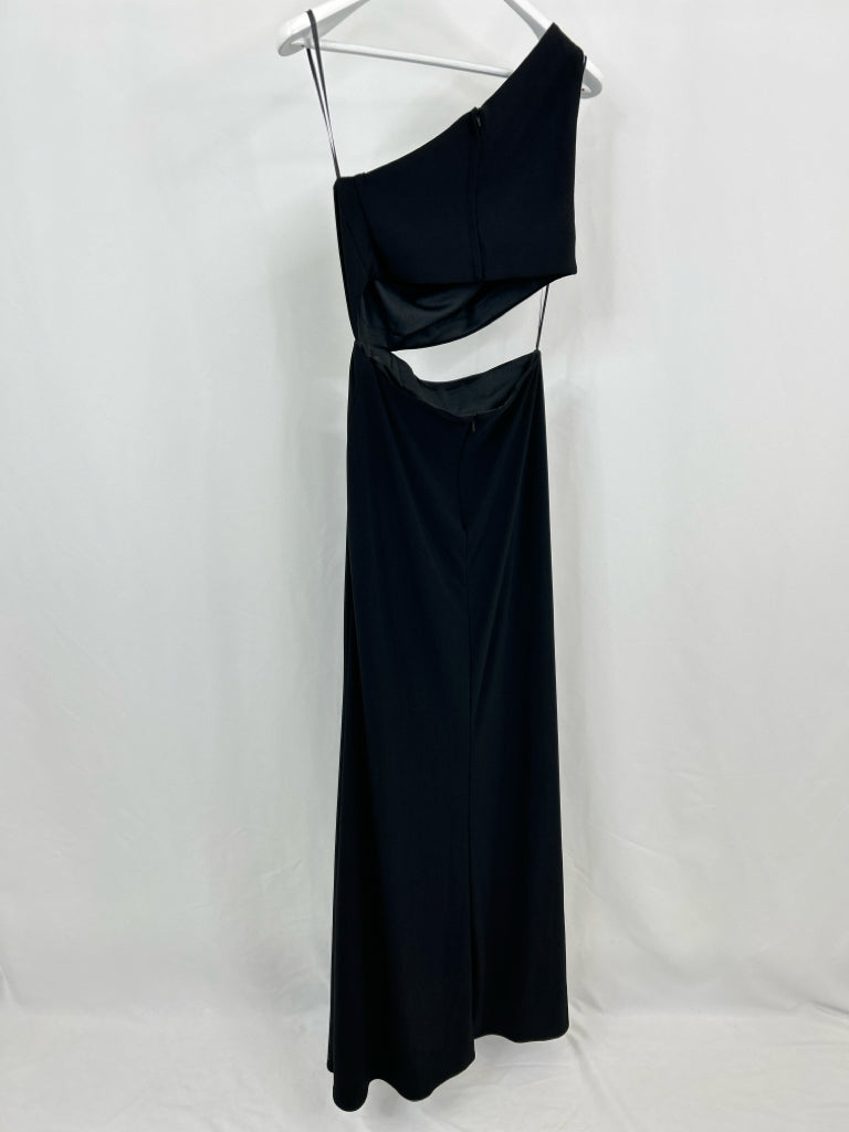 MAC DUGGAL Women Size 6 Black Dress