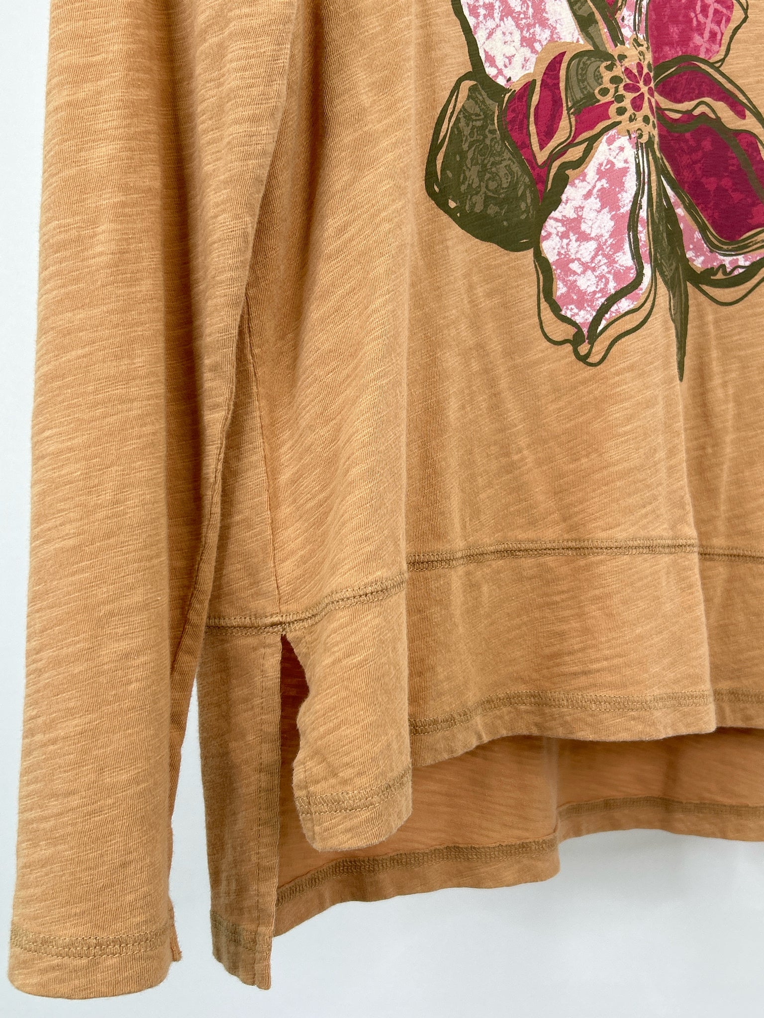 Escape by Habitat Clothes Size S HONEY Women T-shirt