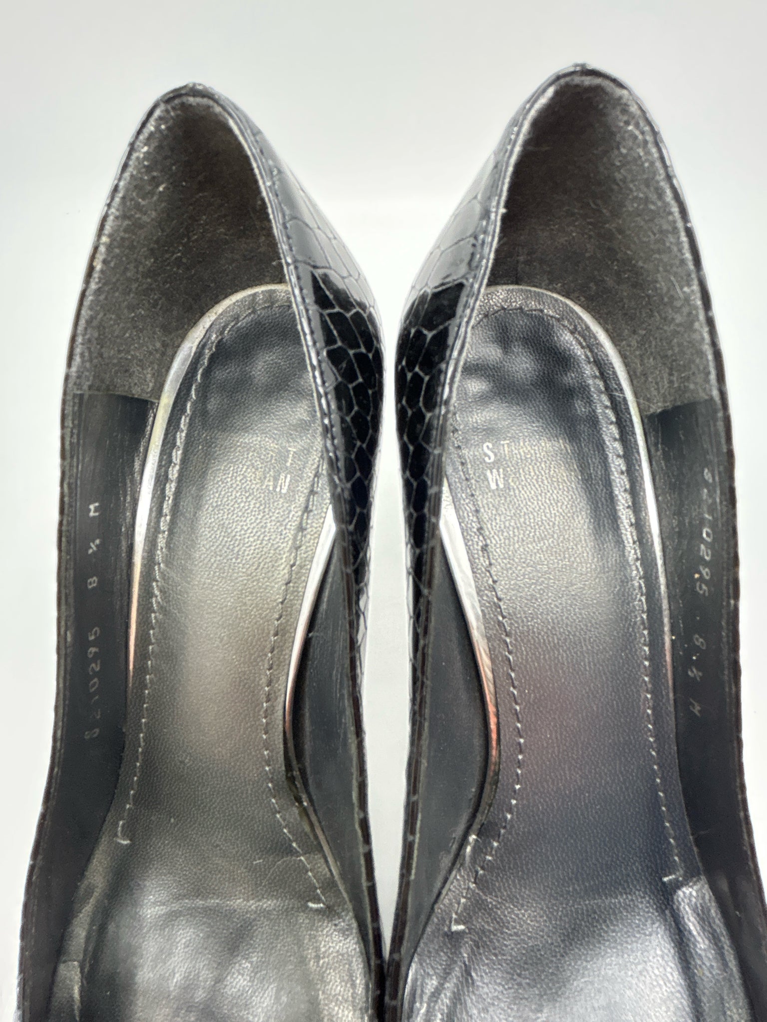 STUART WEITZMAN Size 8.5M Black Women Pumps
