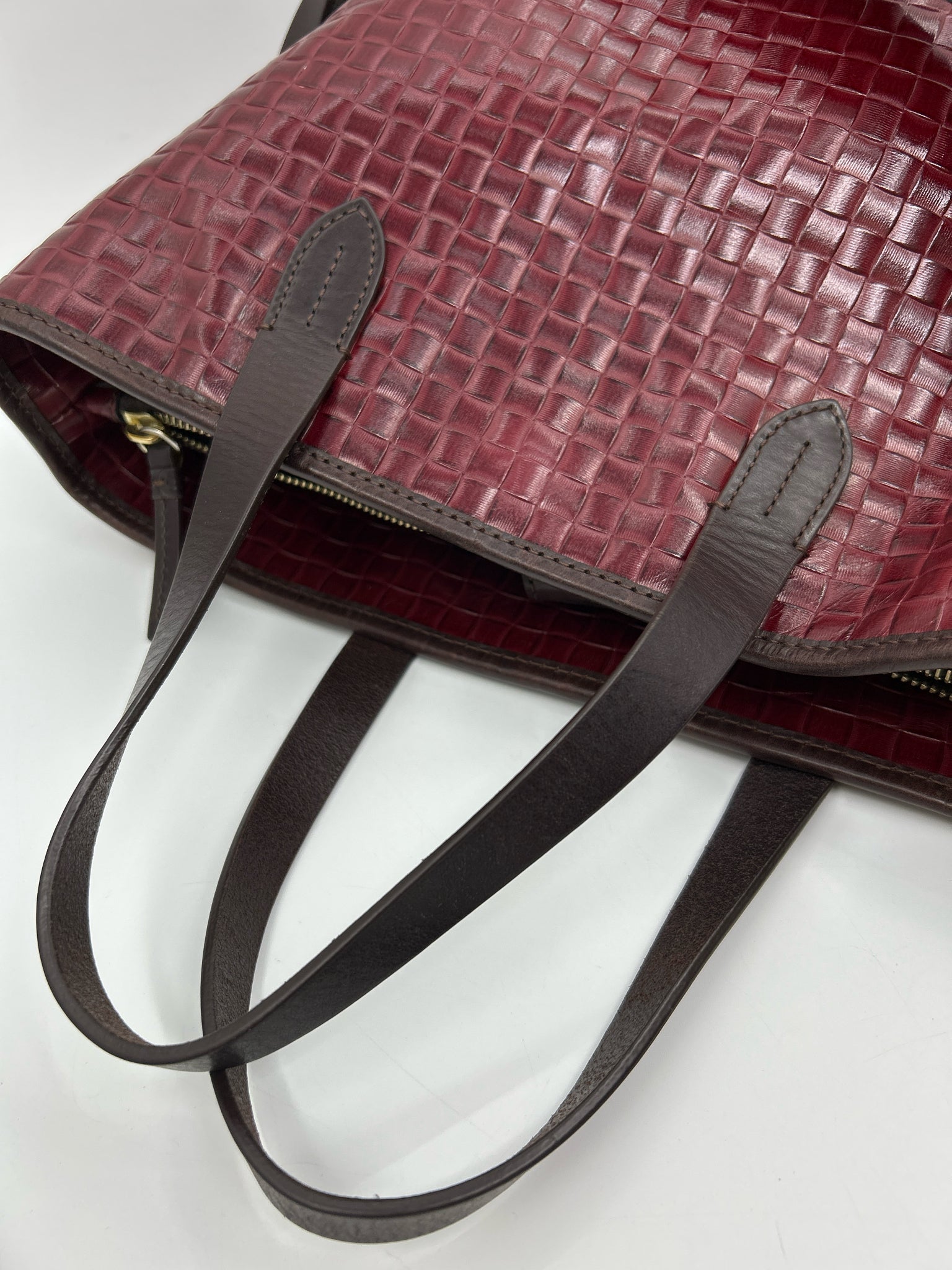 DOONEY & BOURKE Burgundy Women Tote