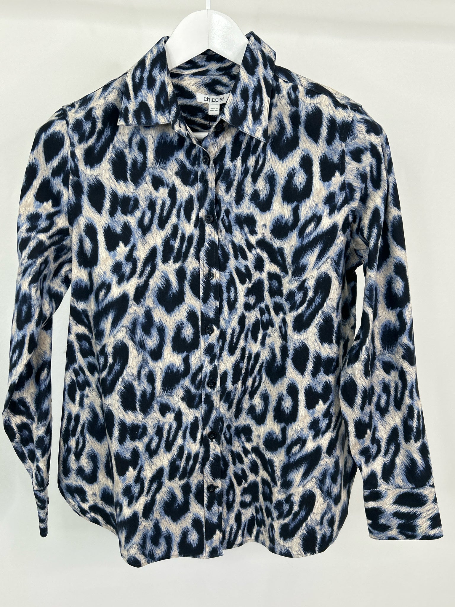 CHICO'S Size 6 Blue Print Women Shirt NWT