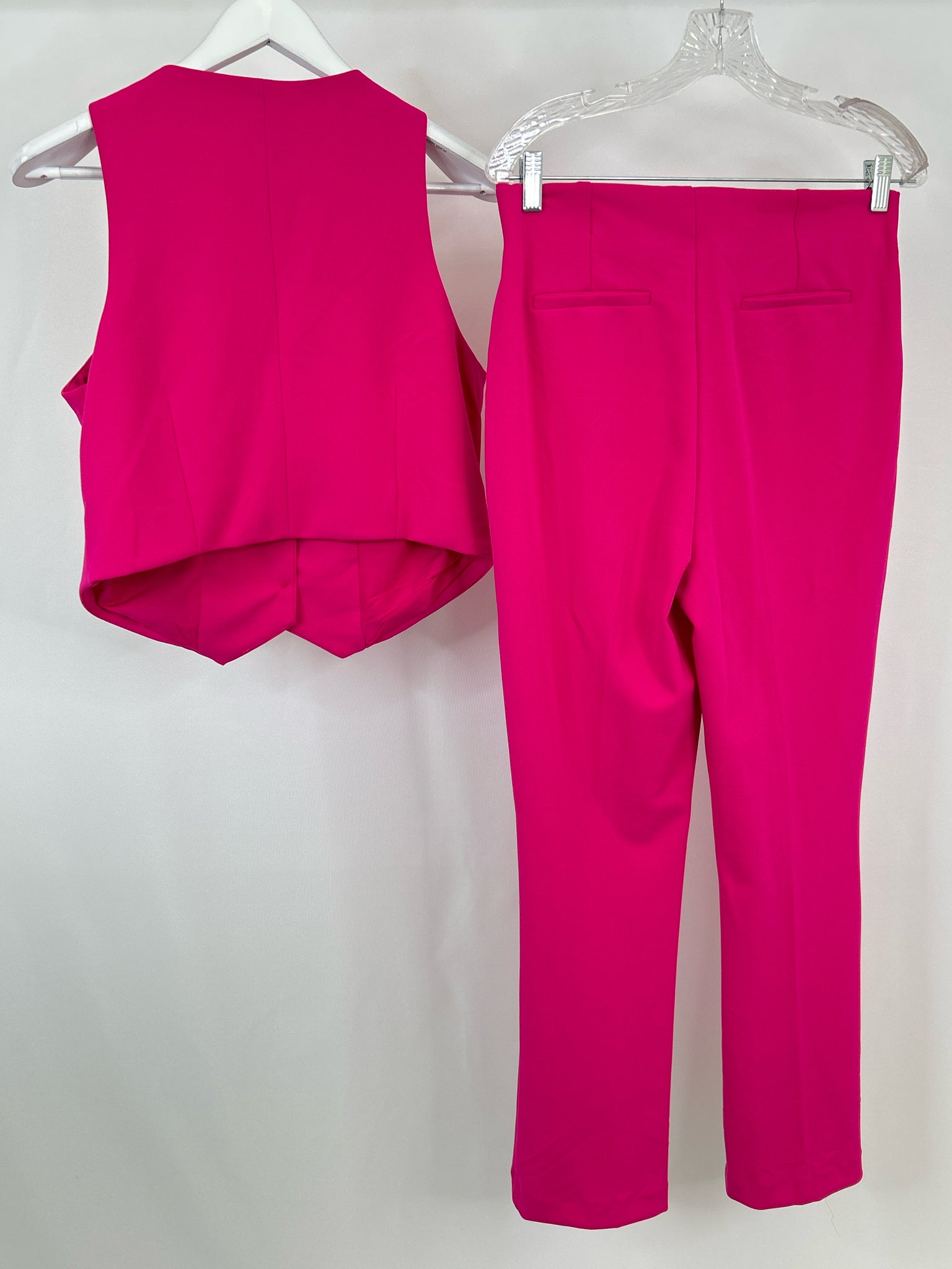 CUPCAKES & CASHMERE Size M Hot Pink Women 2-Piece w/pants