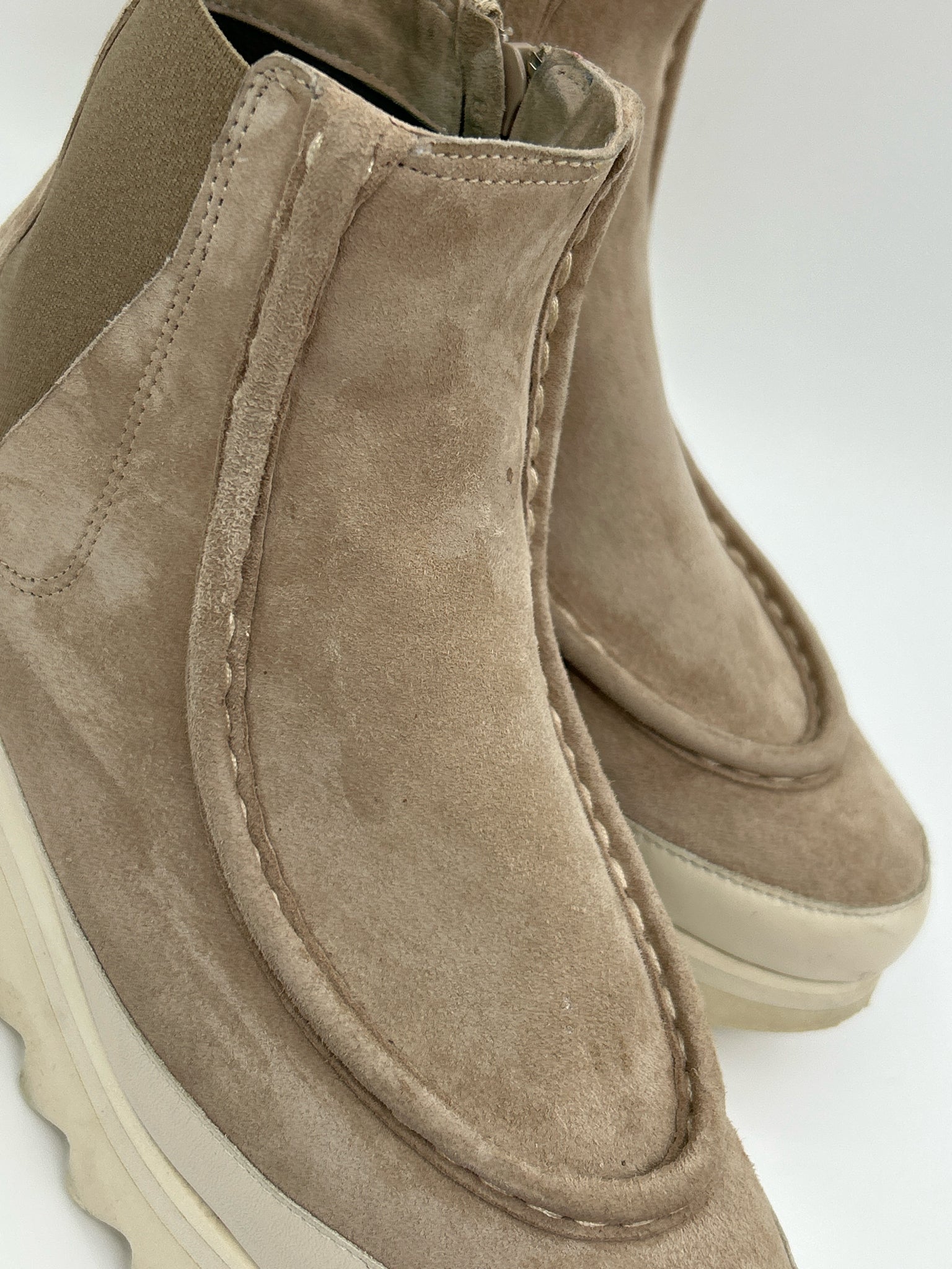 SOFTWAVES Size 39 Taupe Women Booties