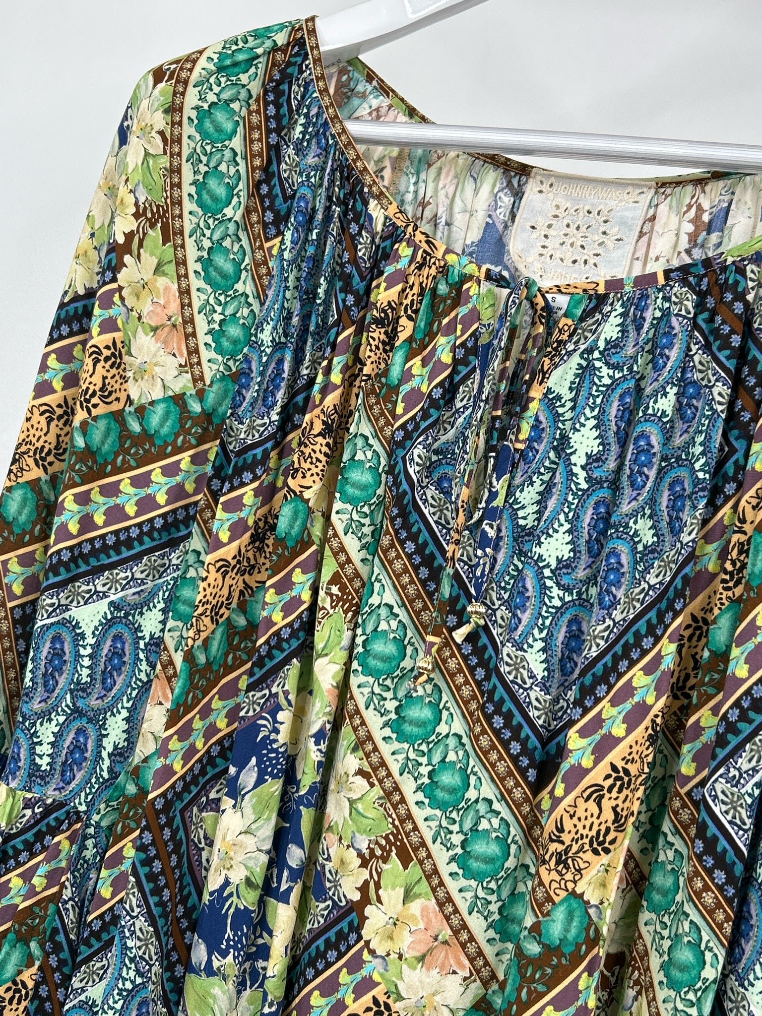 JOHNNY WAS Size S Green and Blue Women Top NWT