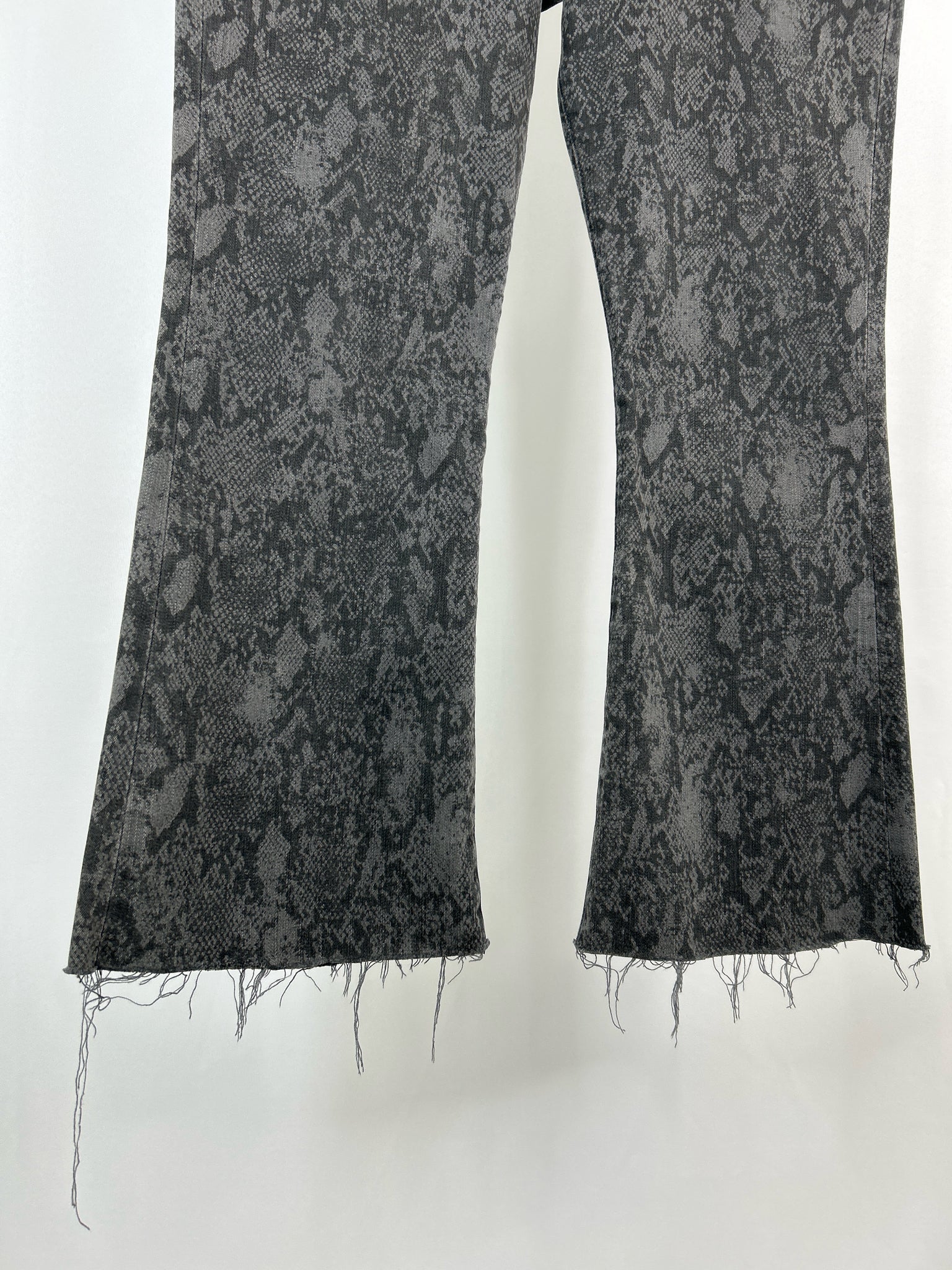 FRAME Size 34/18 GREY DENIM Women jeans