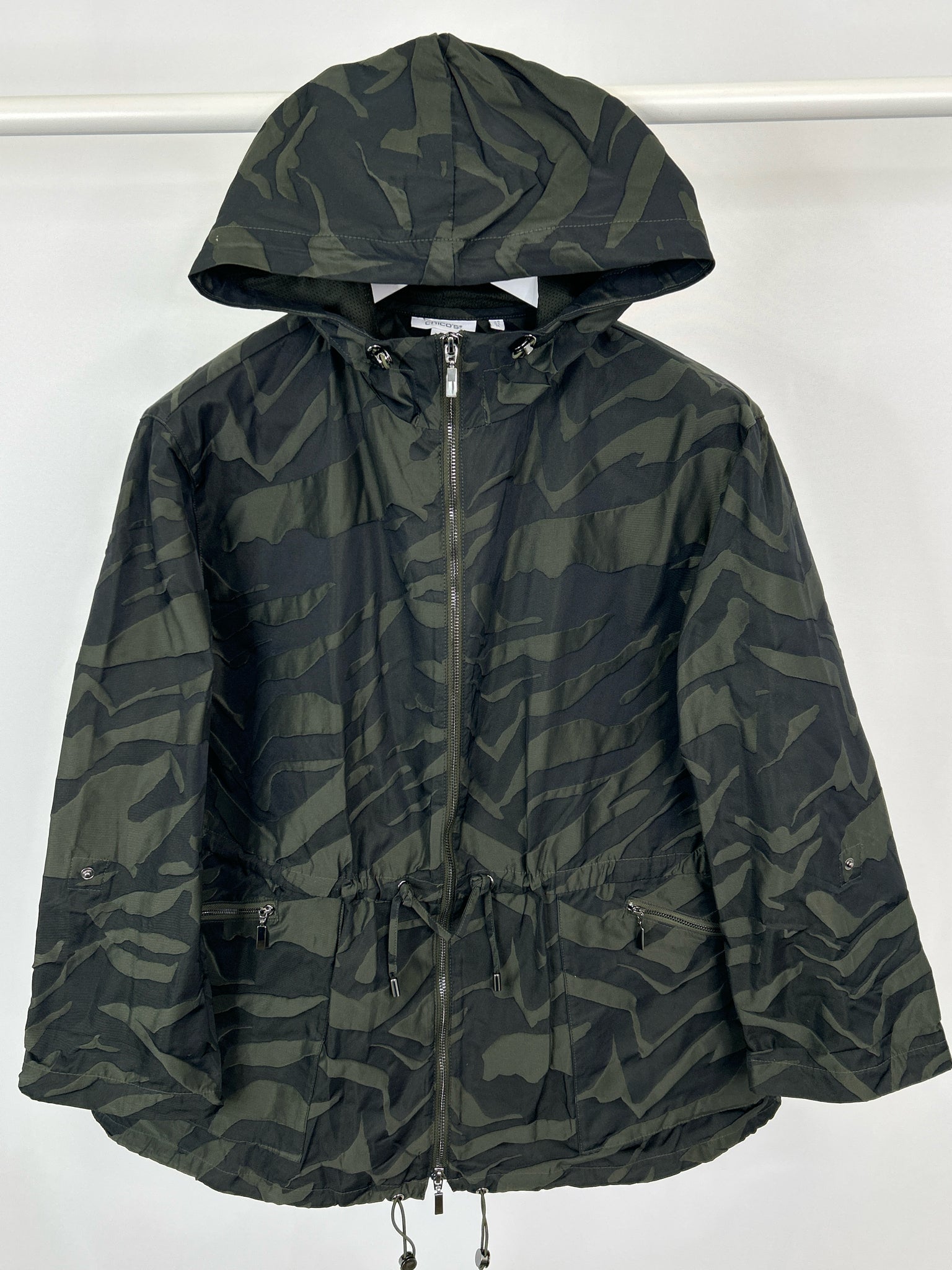 CHICO'S Size 14 Green and Black Camo Jacket