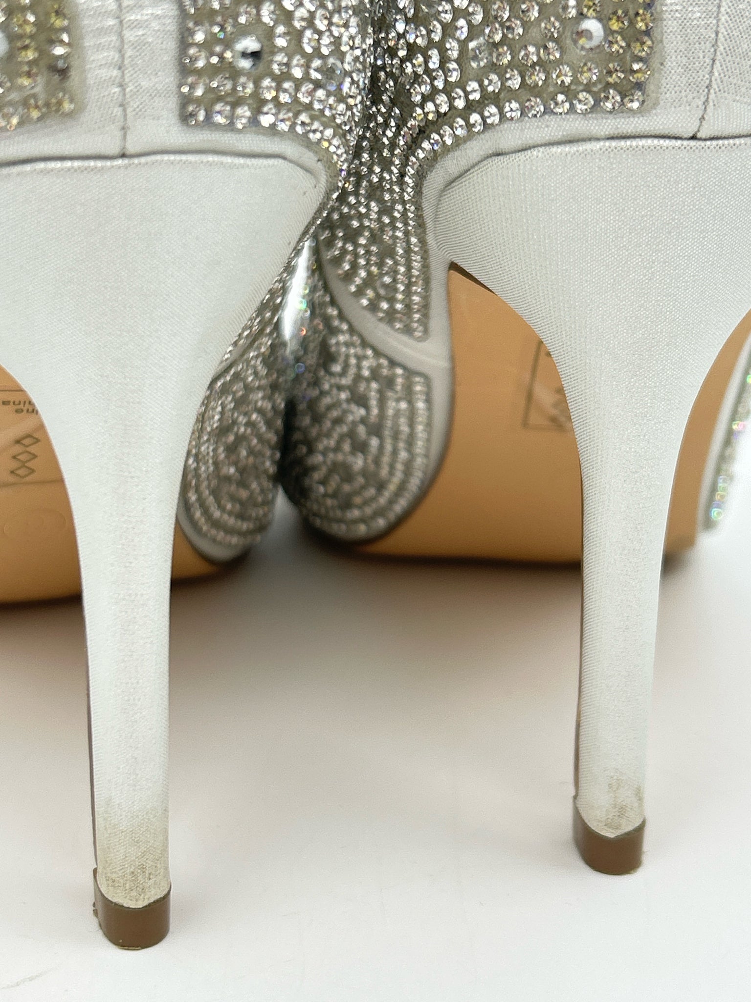Galina Signature Size 8 Crystal Women Pumps