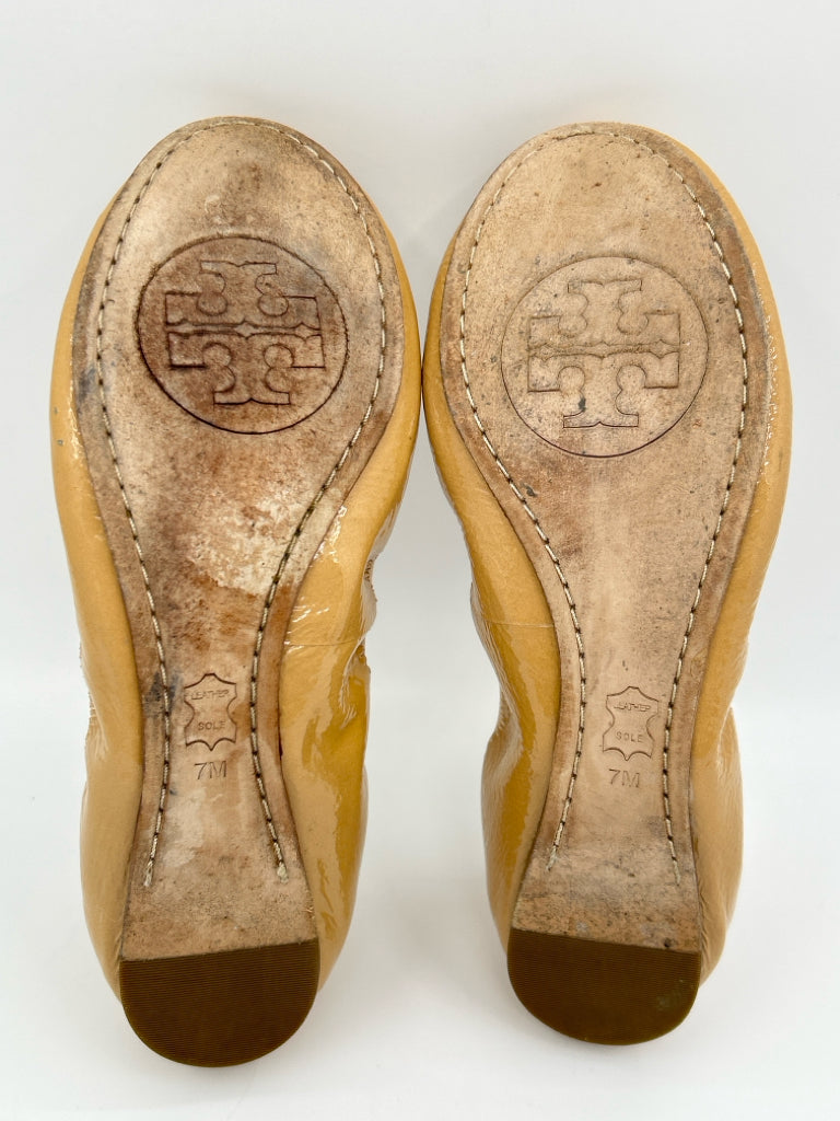 TORY BURCH Women Size 7M Beige Flats