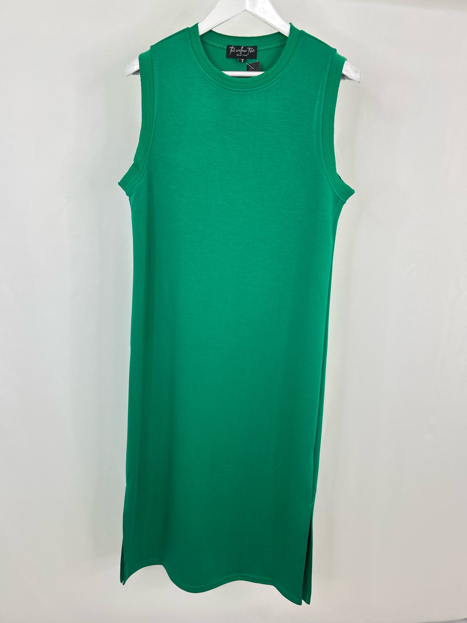 The Willow Tree Boutique Size M Green Women Dress
