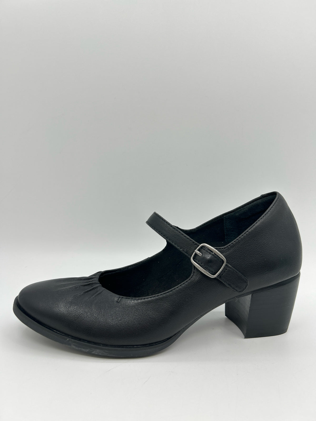 AETREX NIB Size 10.5/11 Black Women Pumps