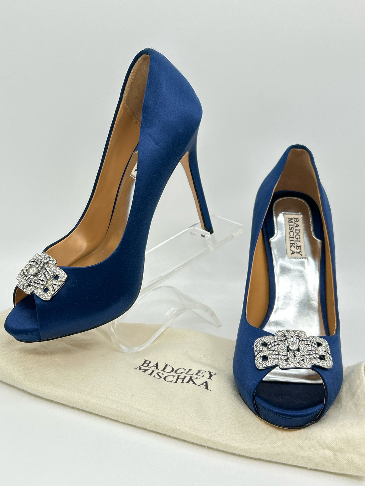 BADGLEY MISCHKA Size 8.5 Blue Women Pumps