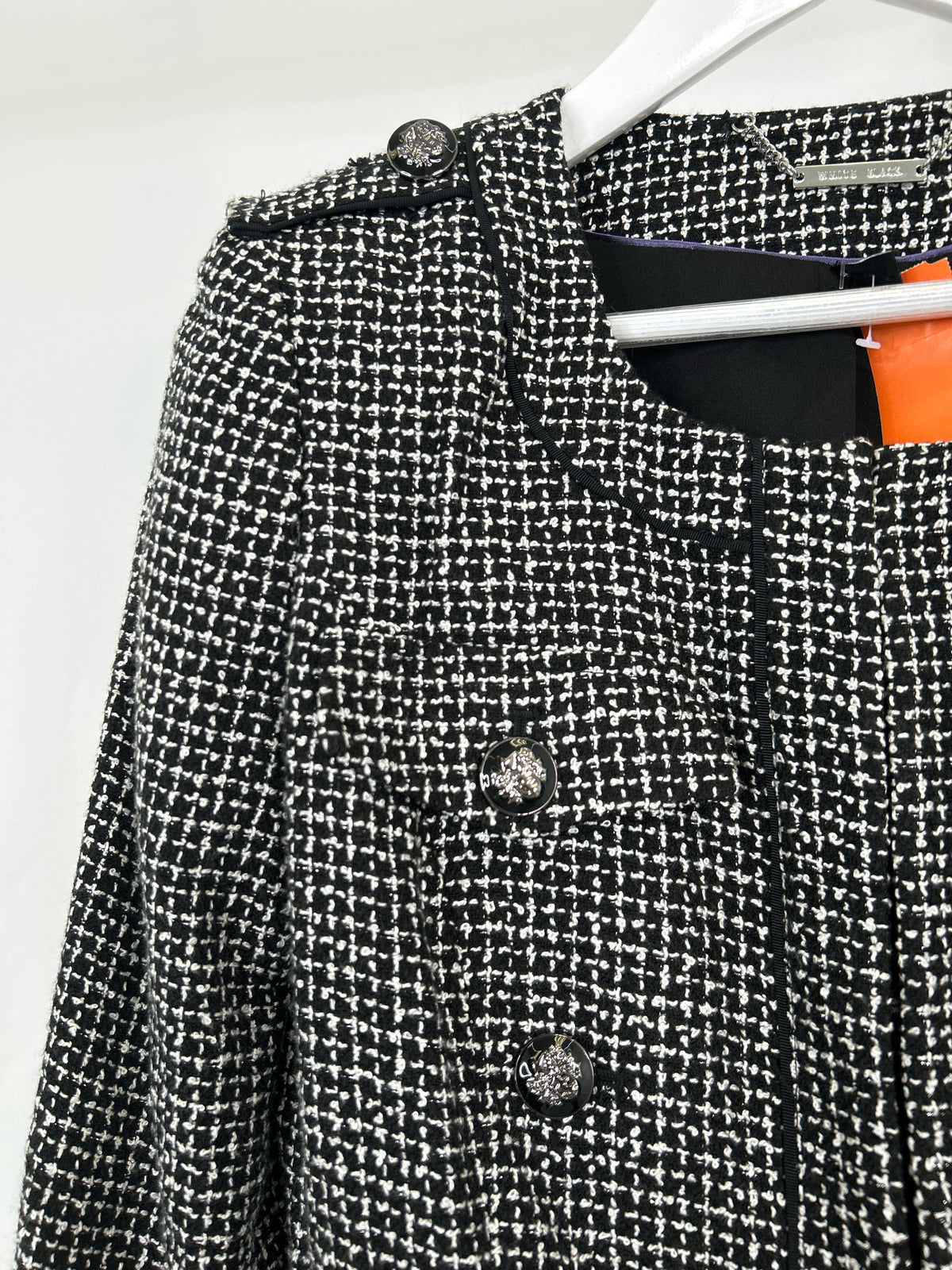 White House Black Market Size 8 Black and White Women Jacket