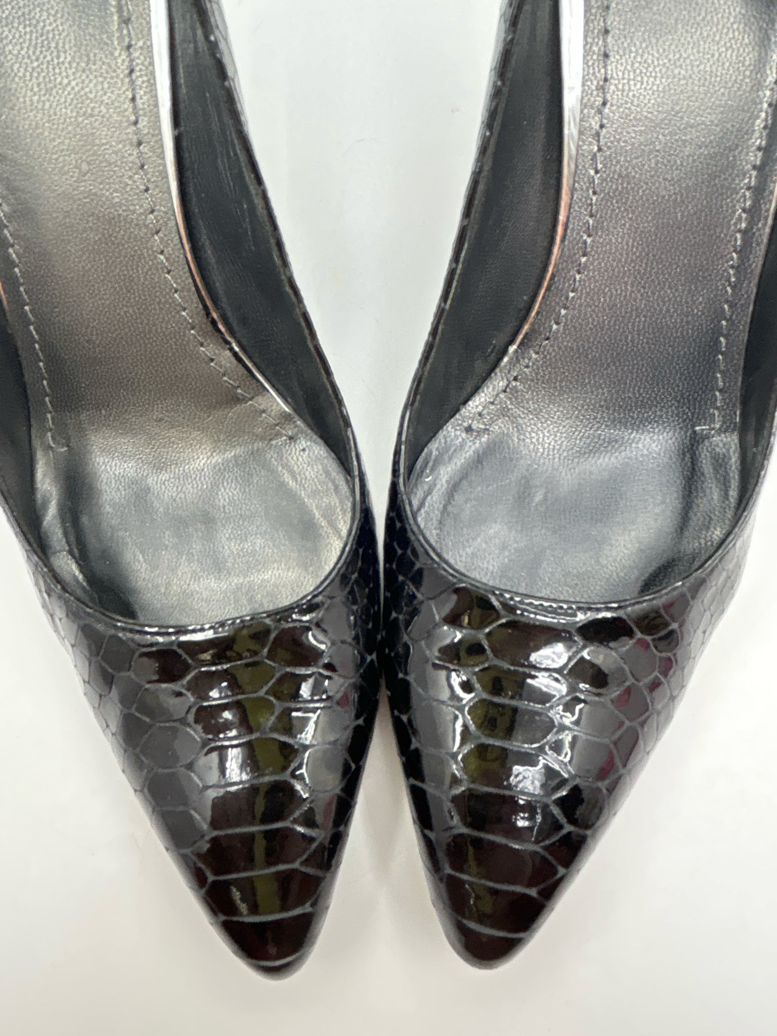 STUART WEITZMAN Size 8.5M Black Women Pumps