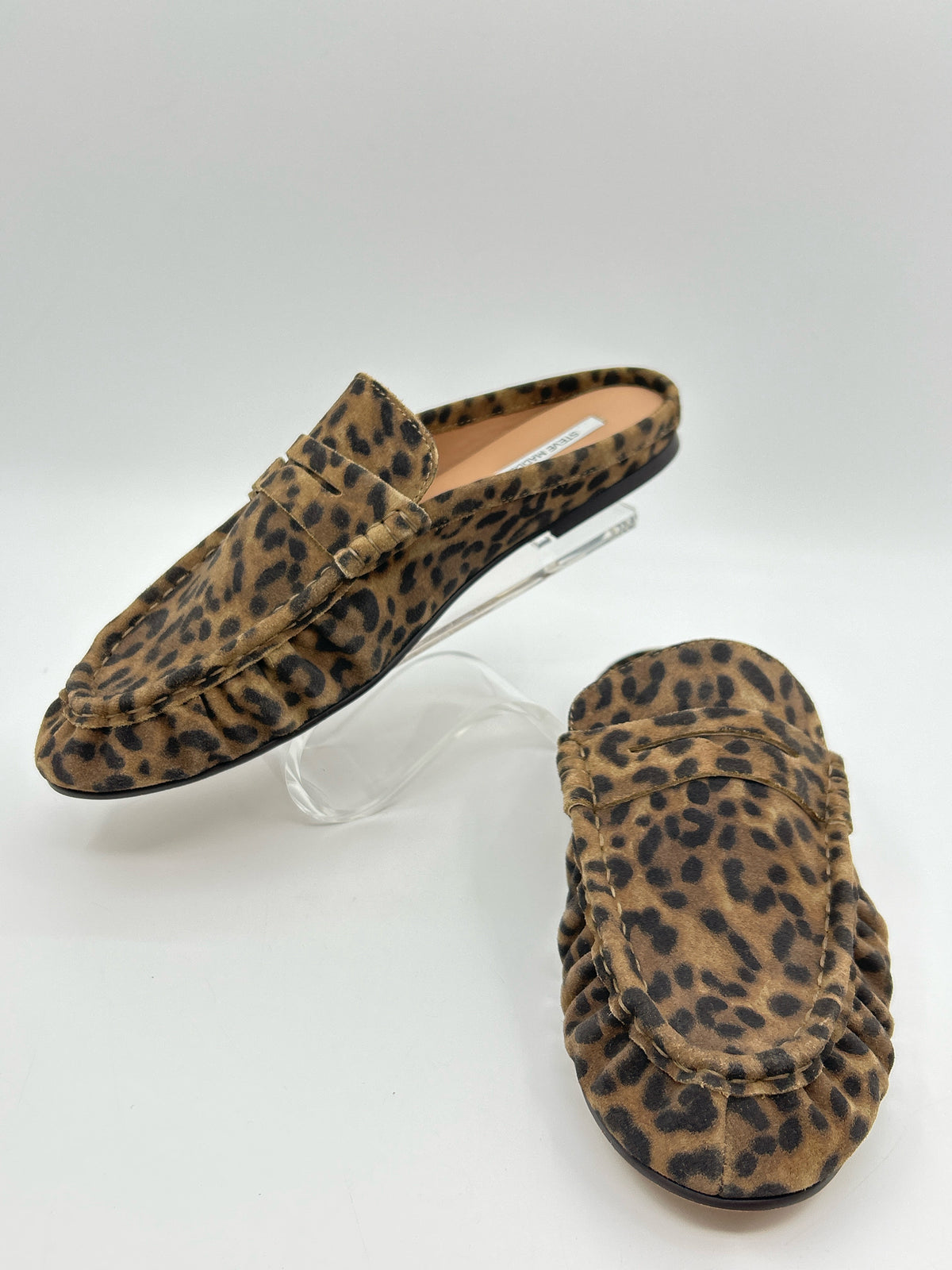 STEVE MADDEN Size 8M Animal Print Women Loafer