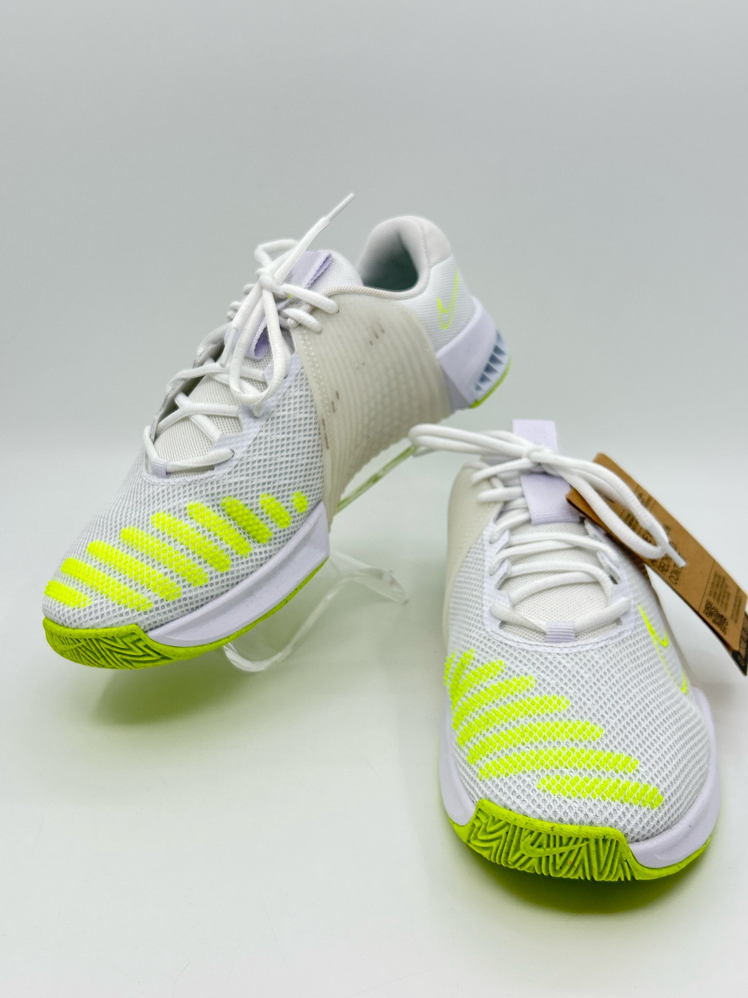 NIKE Size 9.5 White Women Sneakers