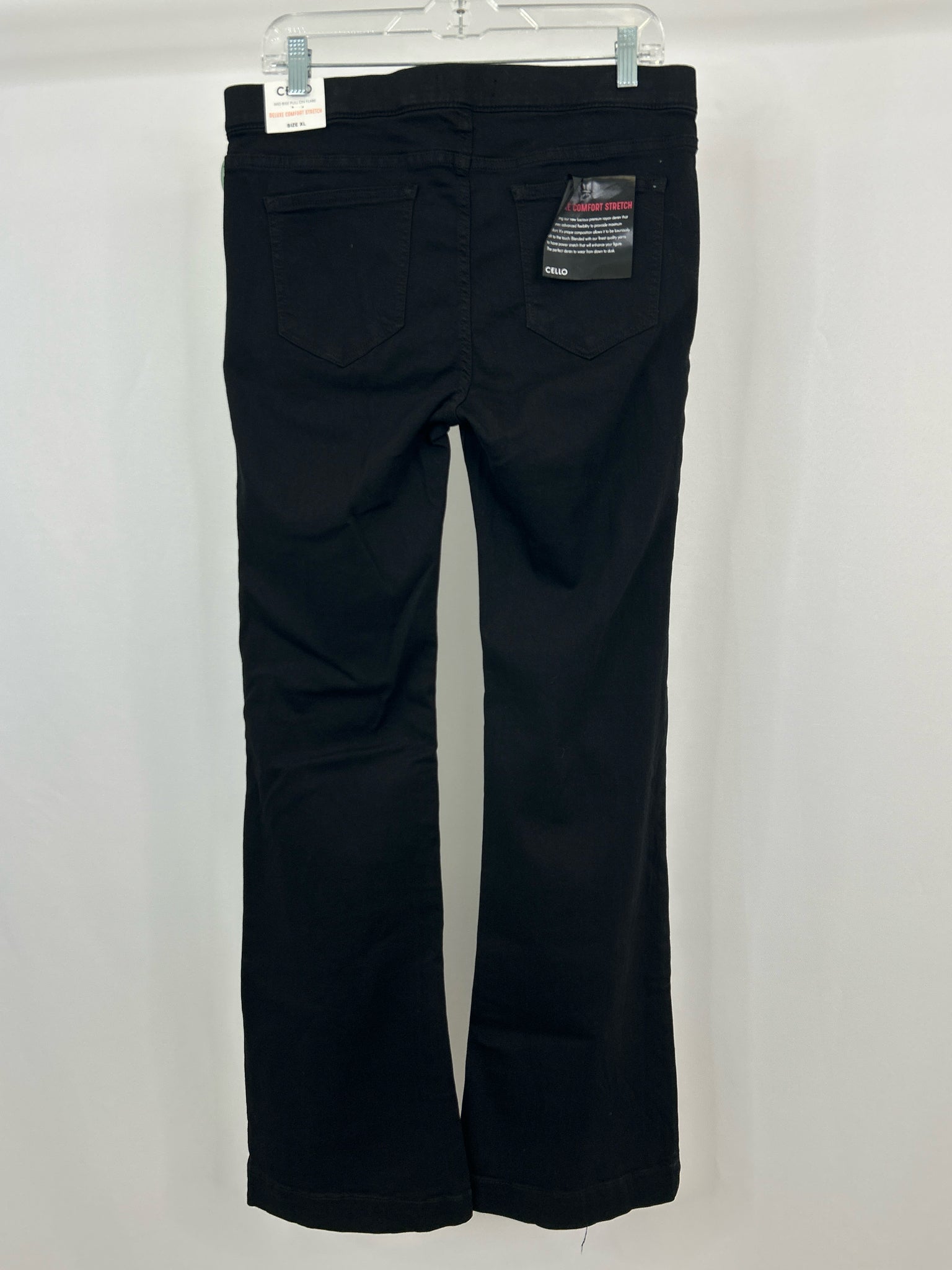 CELLO NWT Size XL BLACK DENIM Women jeans