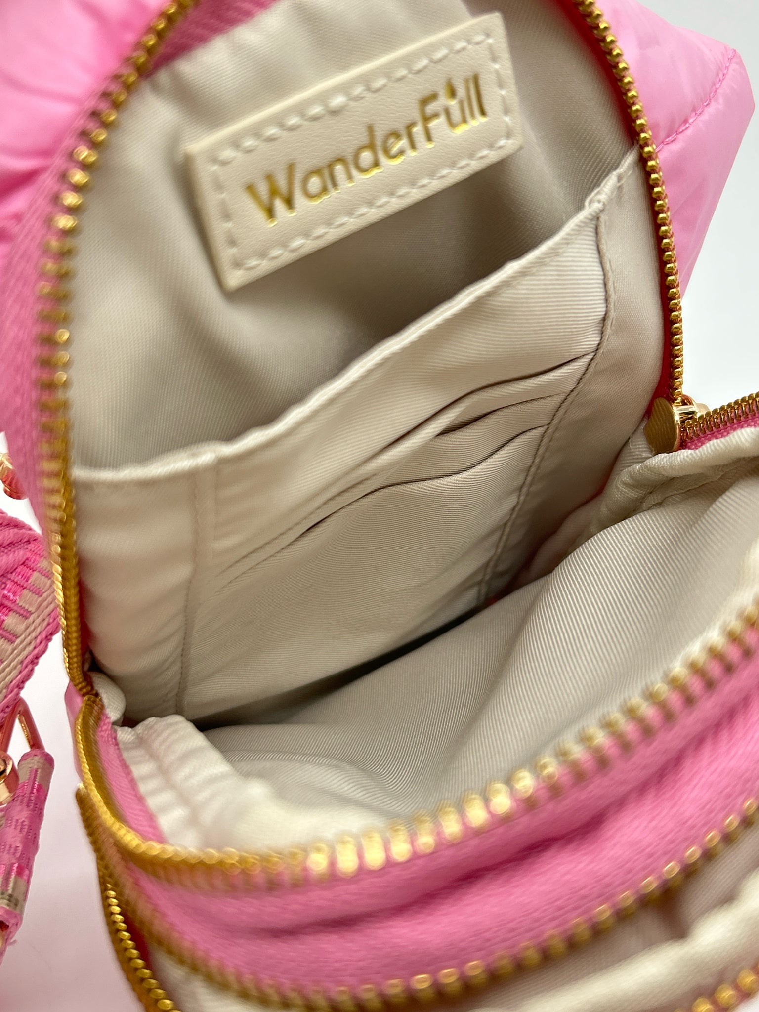 WanderFull Pink Women Purse