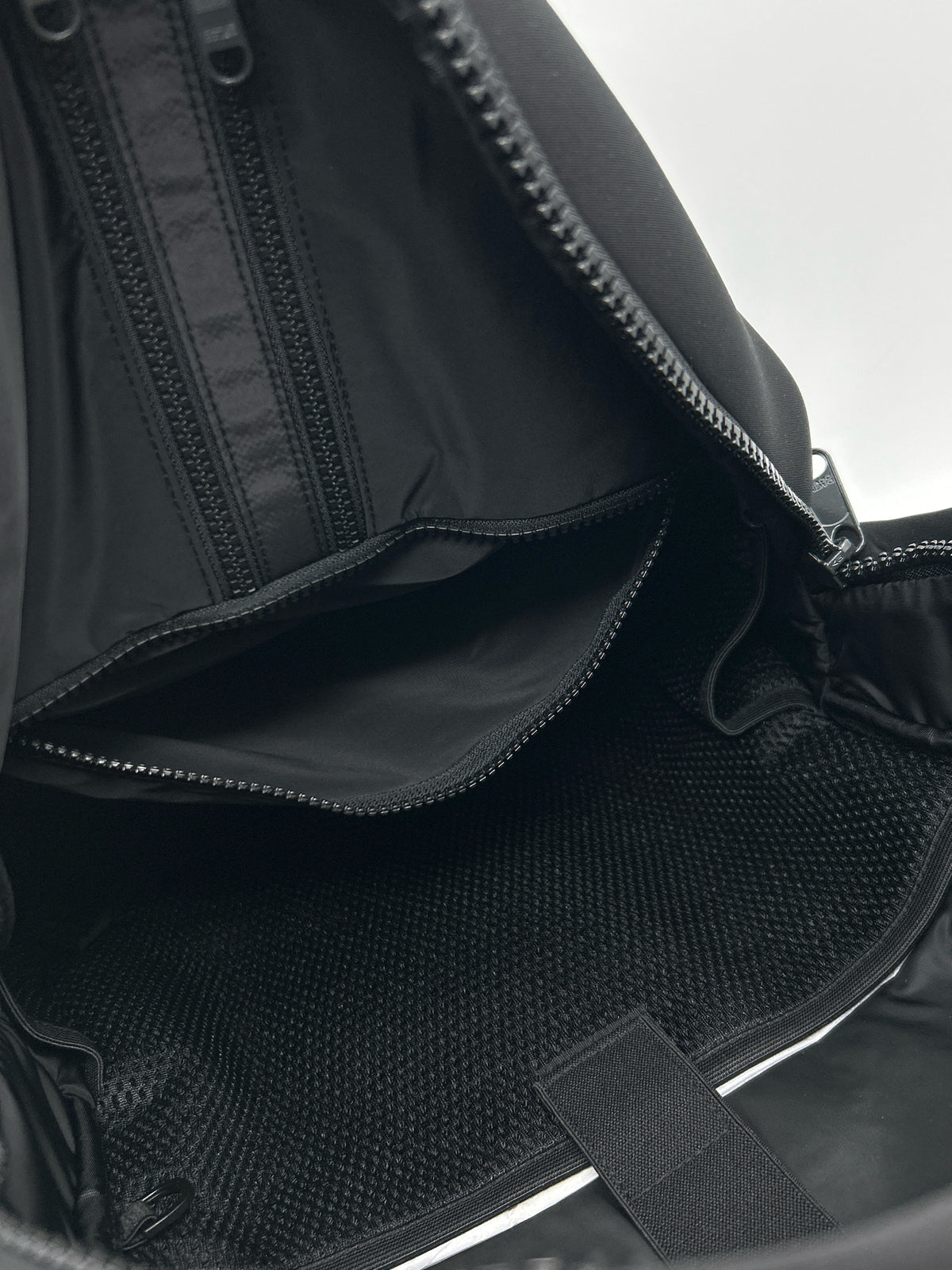 DAGNE DOVER Black Women Backpack