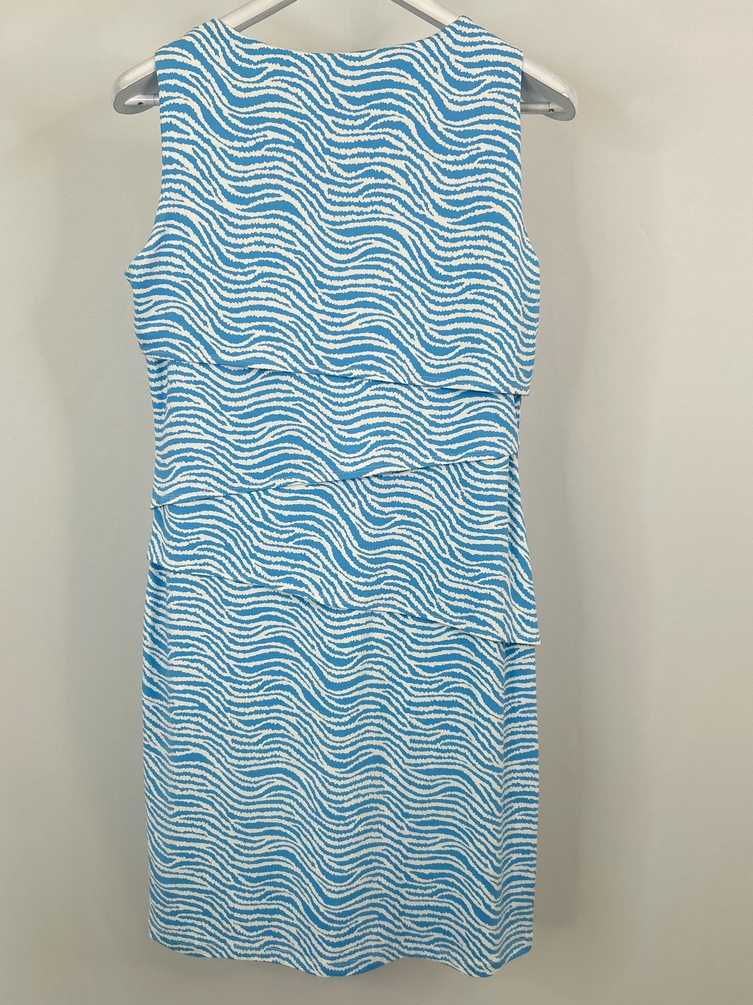 J MCLAUGHLIN Size M blue and white Women Dress