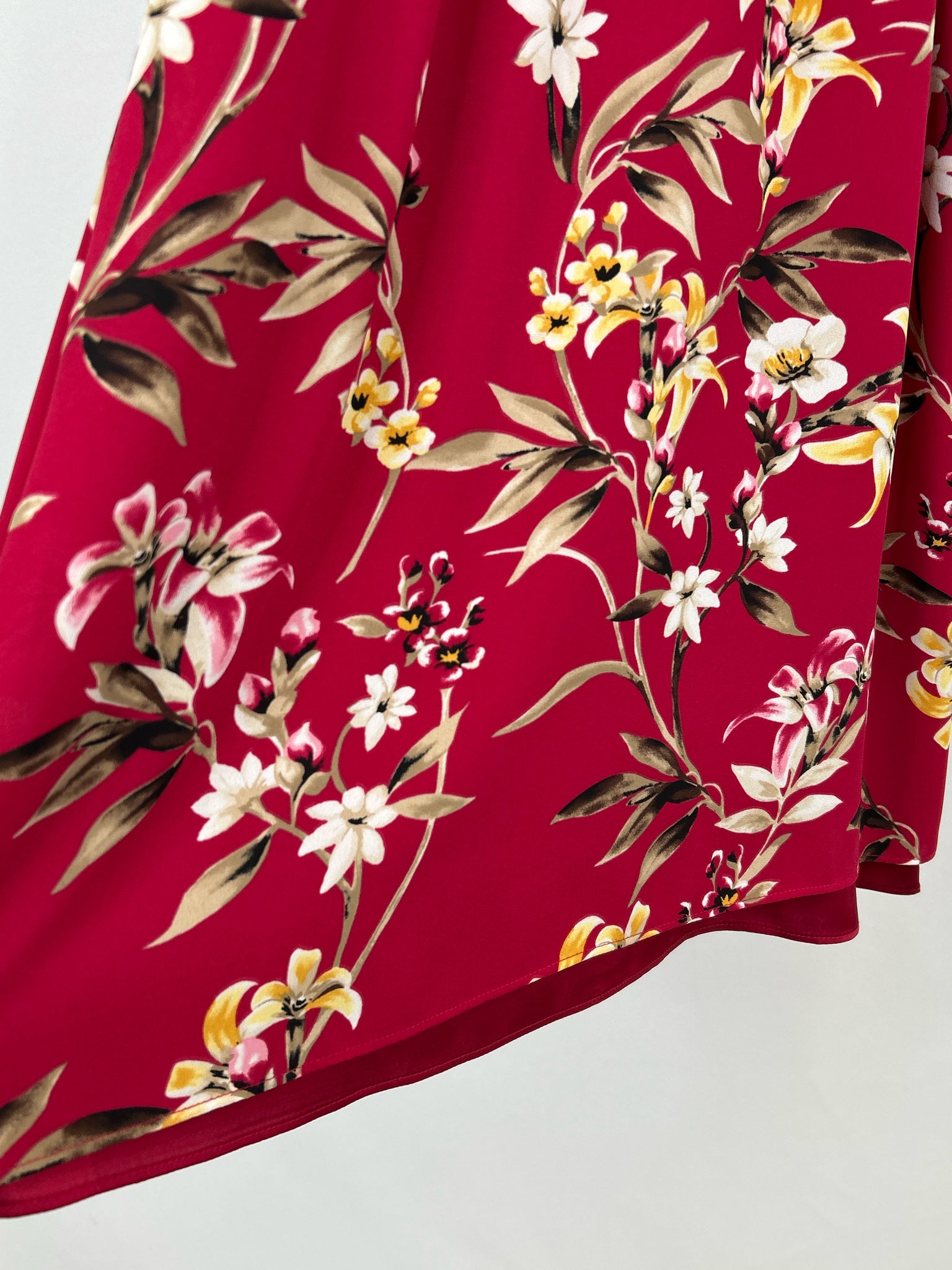 White House Black Market Size SP Red Print Women Dress