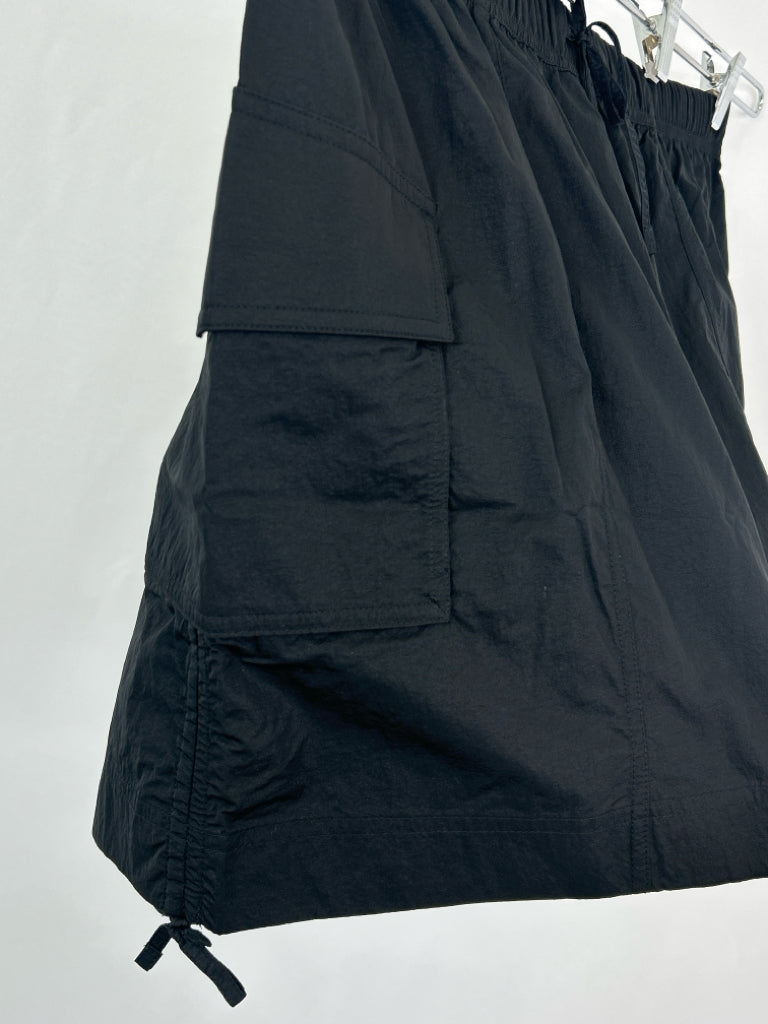 LULULEMON Size XL Black Women's Skirt NWT