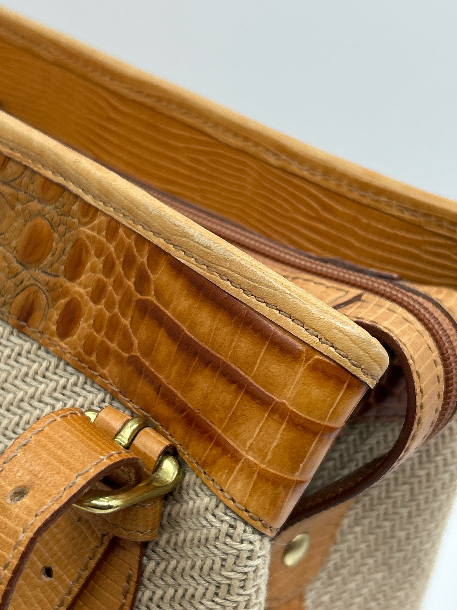 BRAHMIN Natural Women Purse