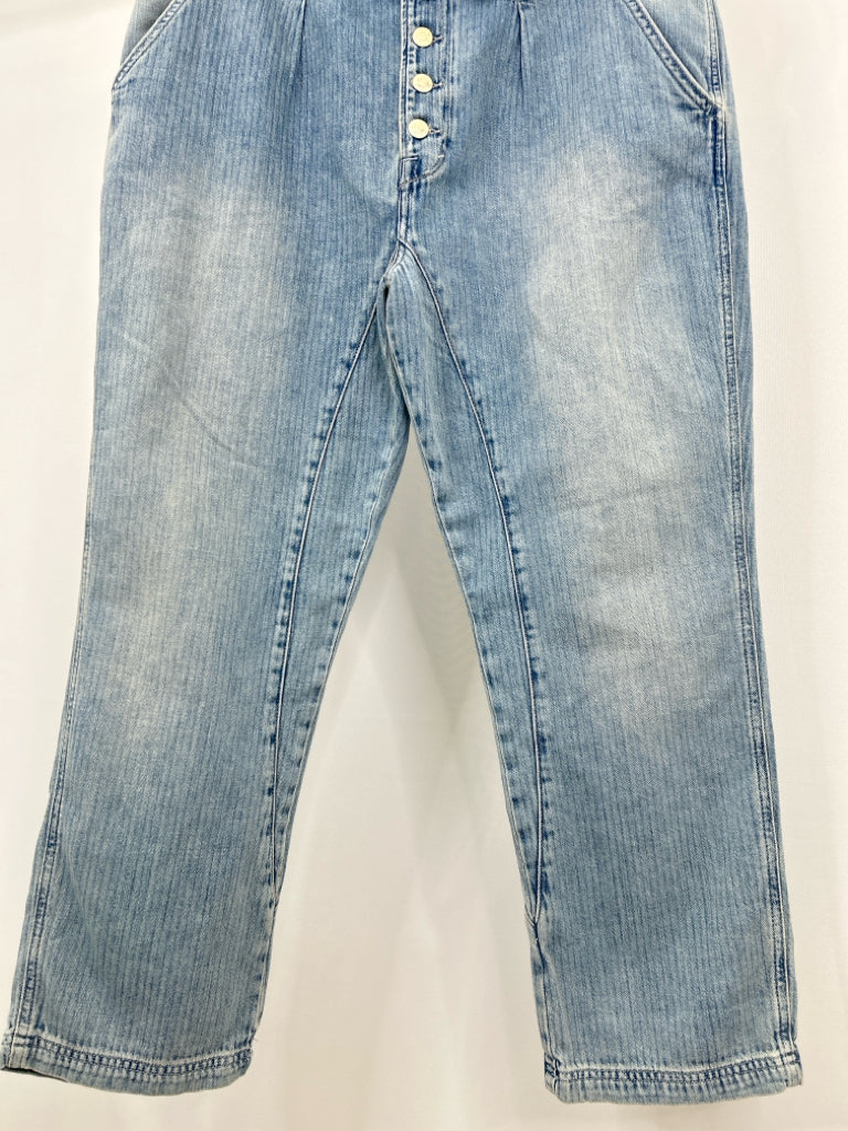 WE THE FREE Women Size L BLUE DENIM jeans