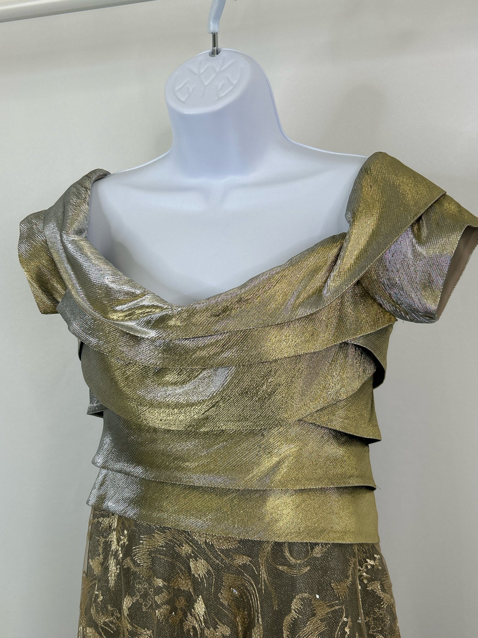 Rene Ruiz Size 8 Champagne Women Dress
