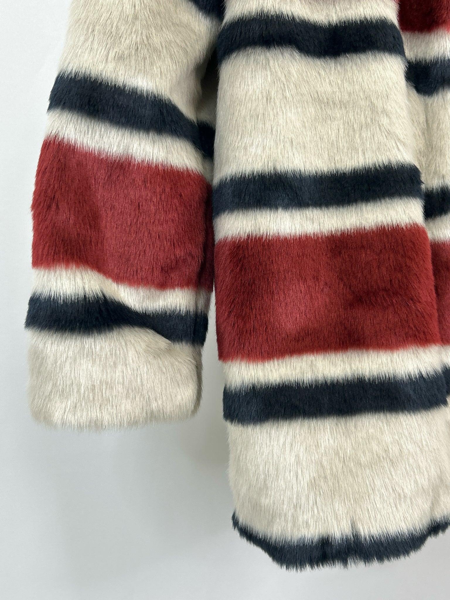 JUICY COUTURE Size XL WHITE AND RED Women Coat