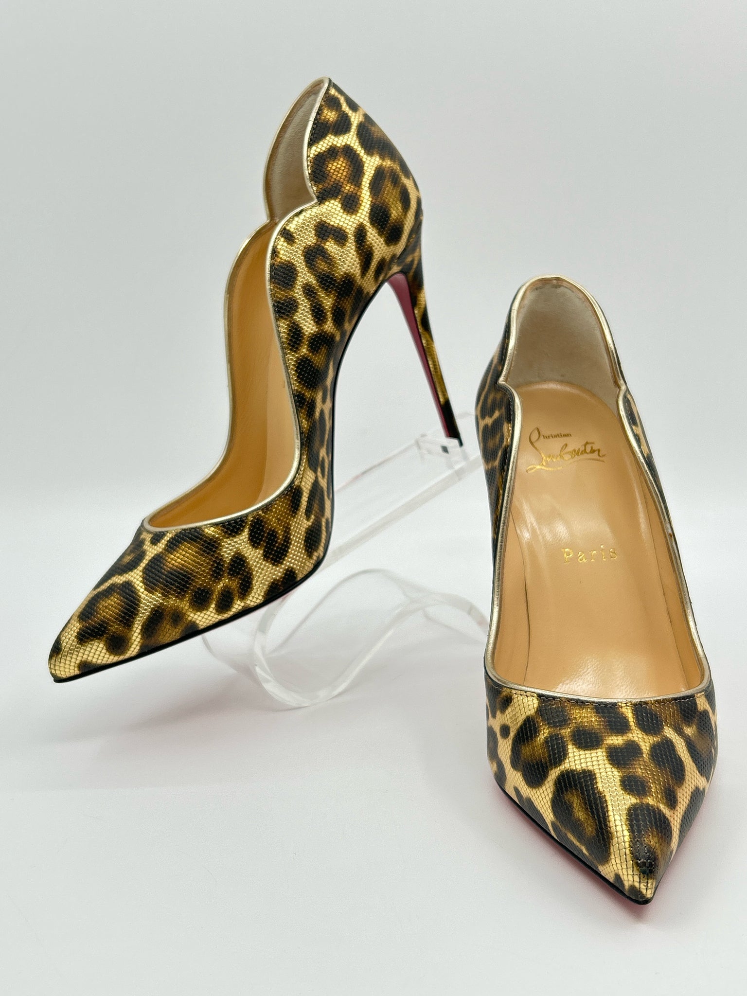 CHRISTIAN LOUBOUTIN Size 36.5 Animal Print Women Pumps