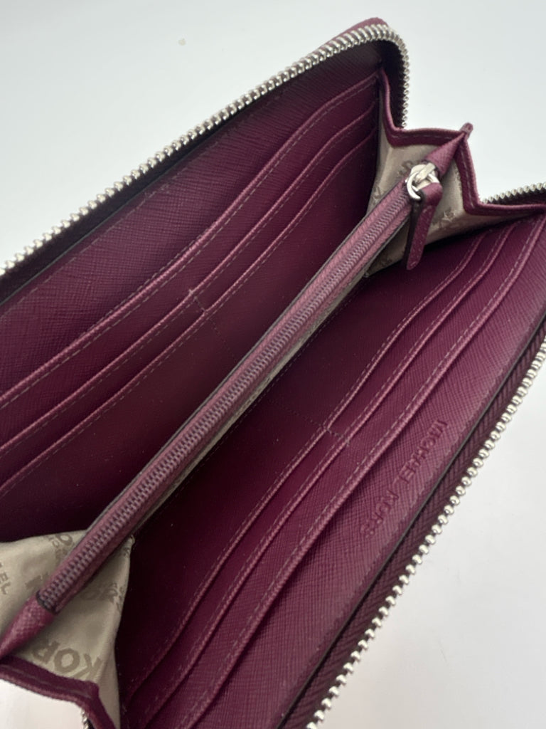 MICHAEL KORS Burgundy Wallet