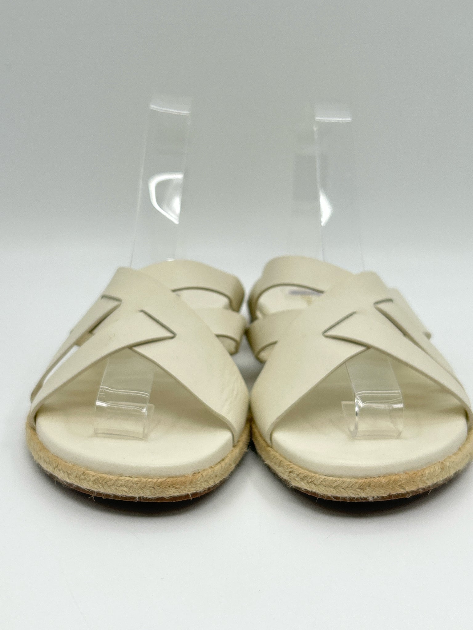 COLE HAAN Size 9B Ivory Women Sandal