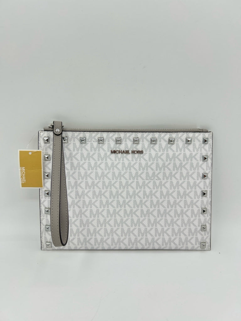 MICHAEL KORS White Print Wristlet NWT